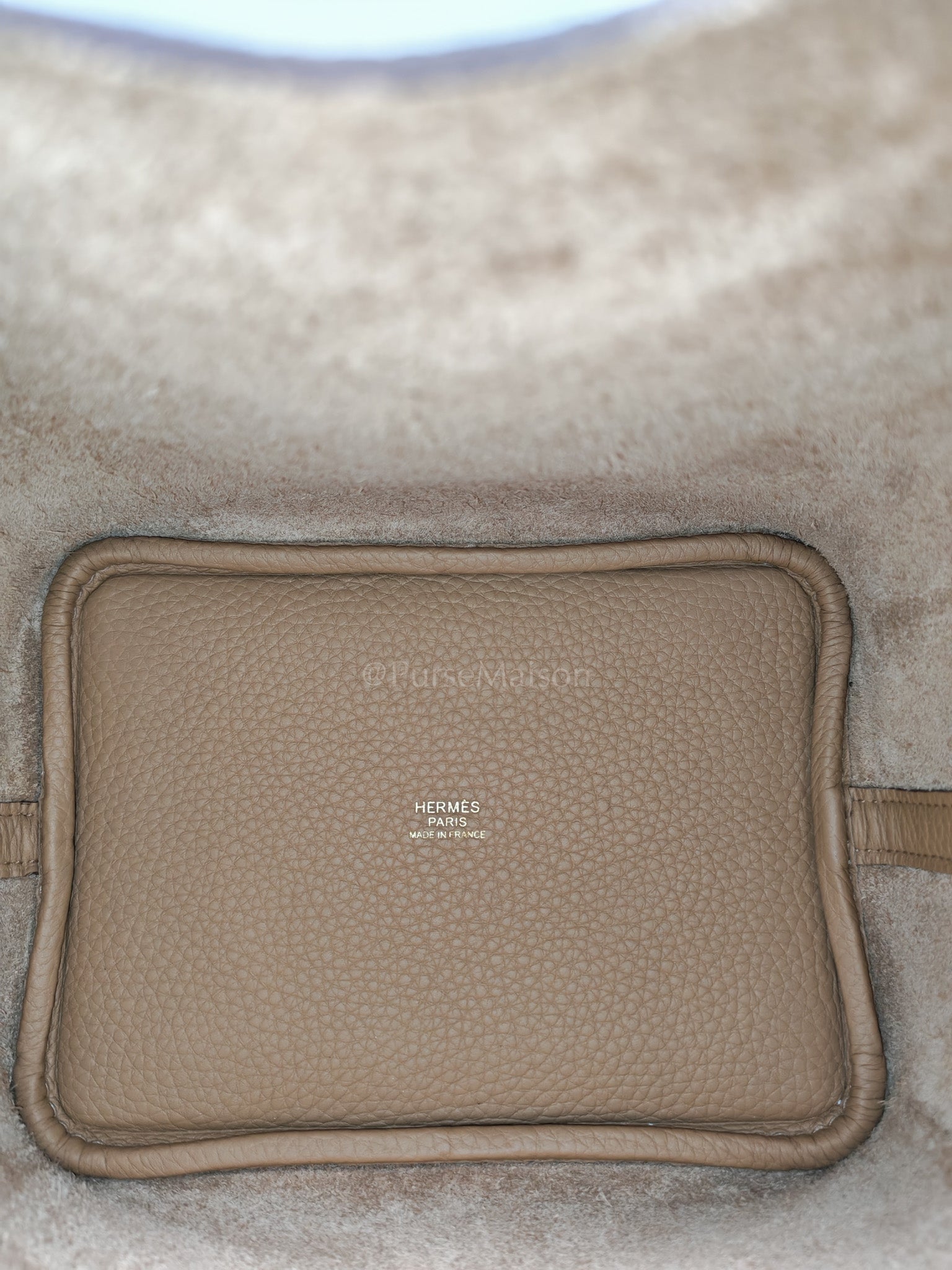 Picotin 18 in Biscuit Taurillon Clemence Leather and Gold Hardware Stamp B(2023)