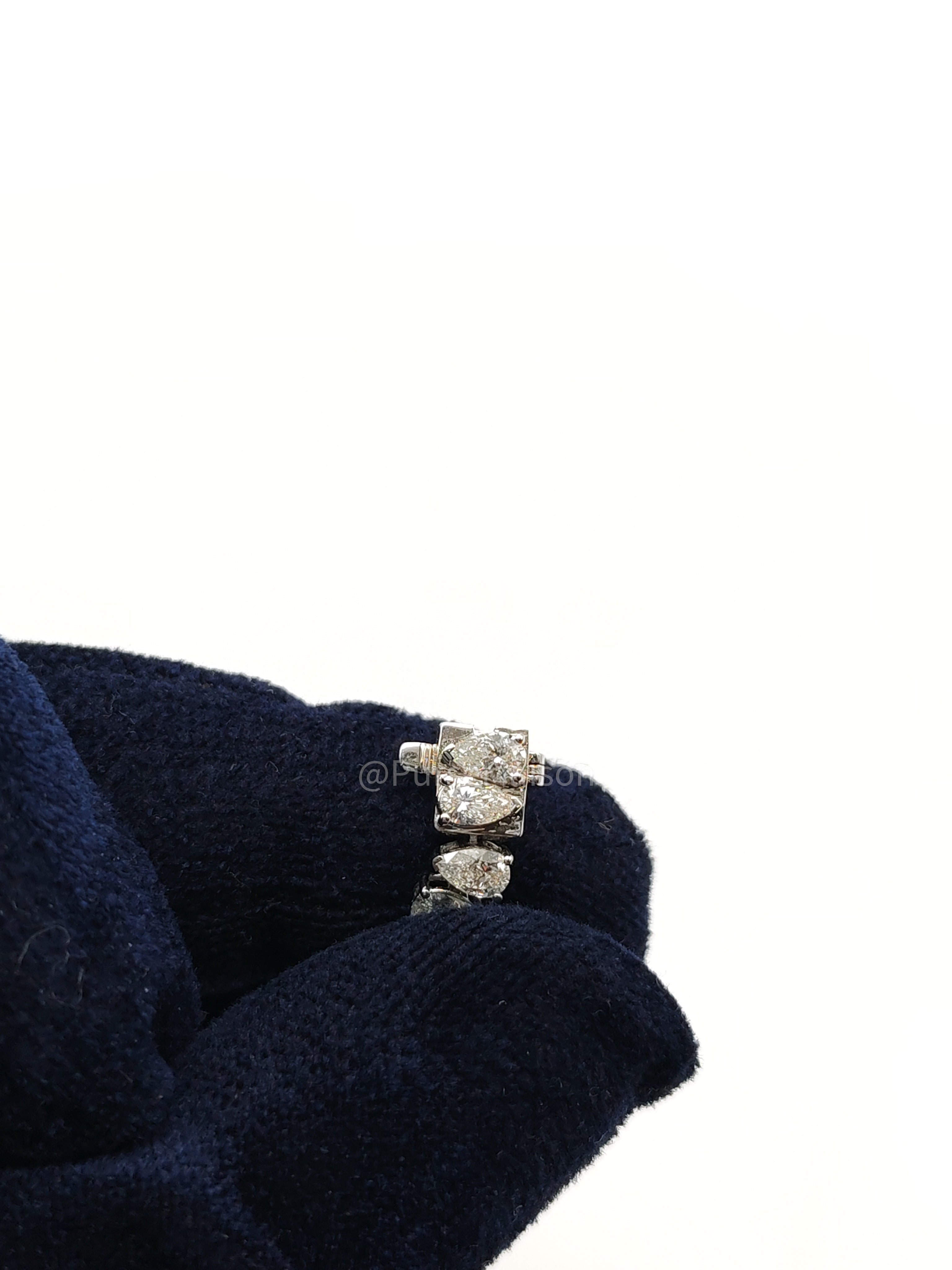 18k|12.8gms.|10.77cts.|VS1 to VVS1 (Clarity) E to H (Color) Natural Diamond White Gold Tennis Bracelet | Purse Maison Luxury Bags Shop