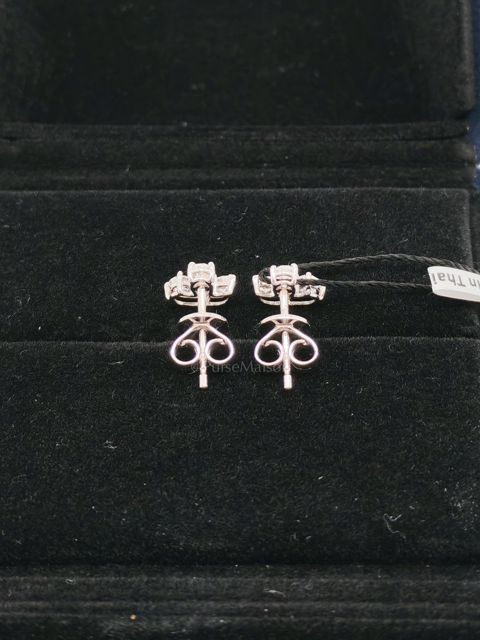 18k 1.6gms 0.81cts VS1 to VVS1 (Clarity) E to H (Color) Natural Diamond White Gold Earrings | Purse Maison Luxury Bags Shop