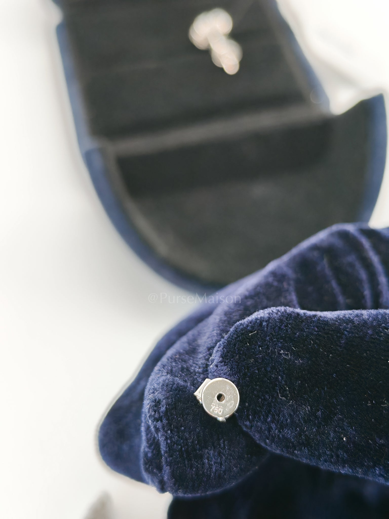 18k 1.71gms. 1.03cts Natural Diamond White Gold Earrings | Purse Maison Luxury Bags Shop