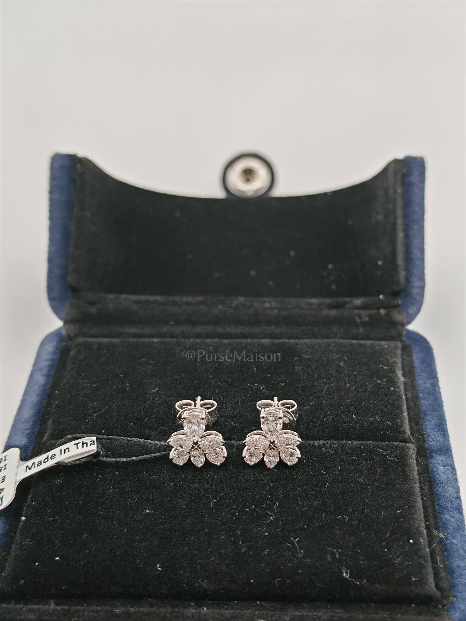 18K 1.95gms 1.02cts VS1 to VVS1 (Clarity) E to H (Color) Natural Diamond White Gold Earrings | Purse Maison Luxury Bags Shop