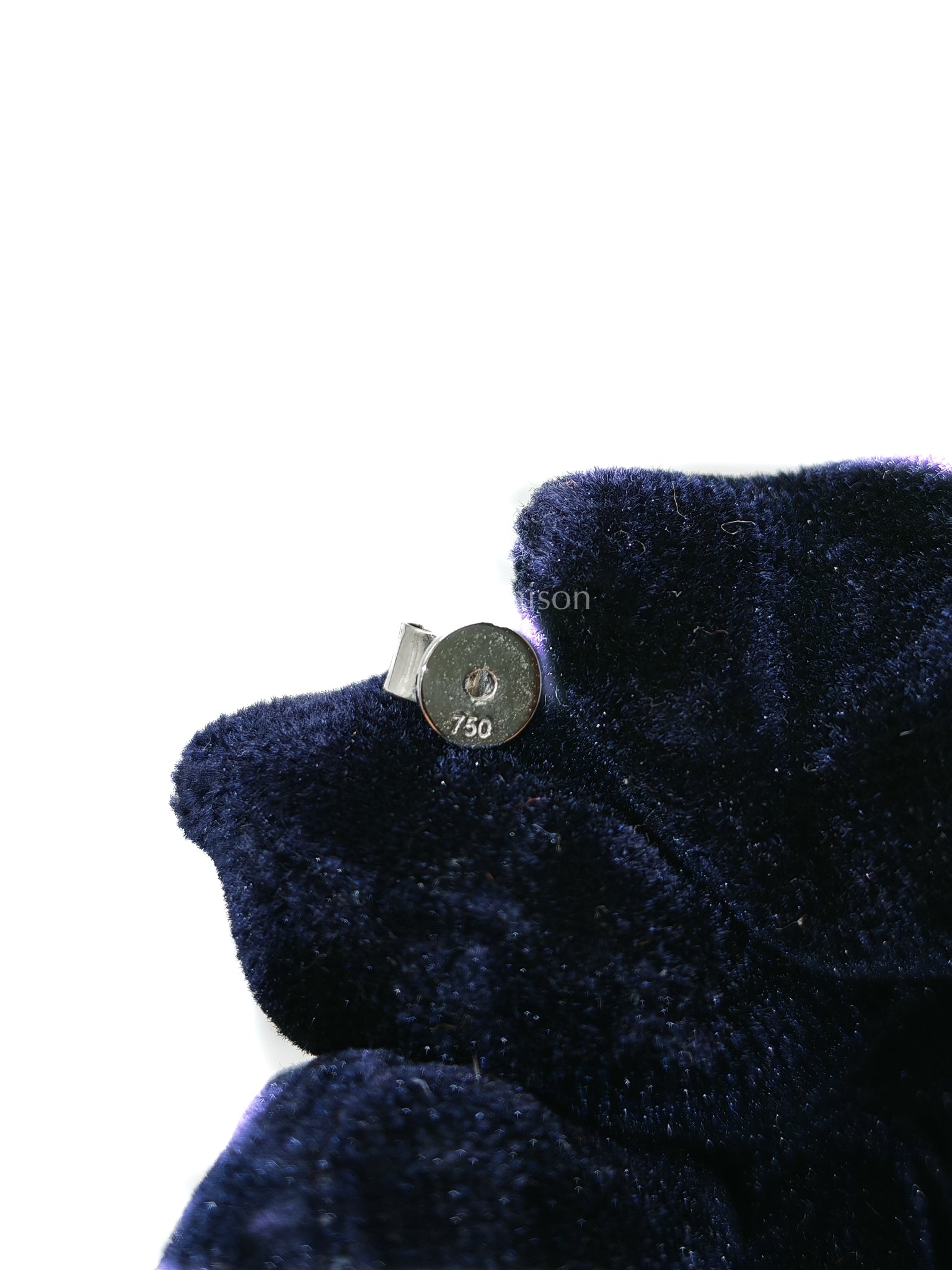 18k 2.05gms 1.61cts VS1 to VVS1 (Clarity) E to H (Color) Natural Diamond White Gold Earrings | Purse Maison Luxury Bags Shop