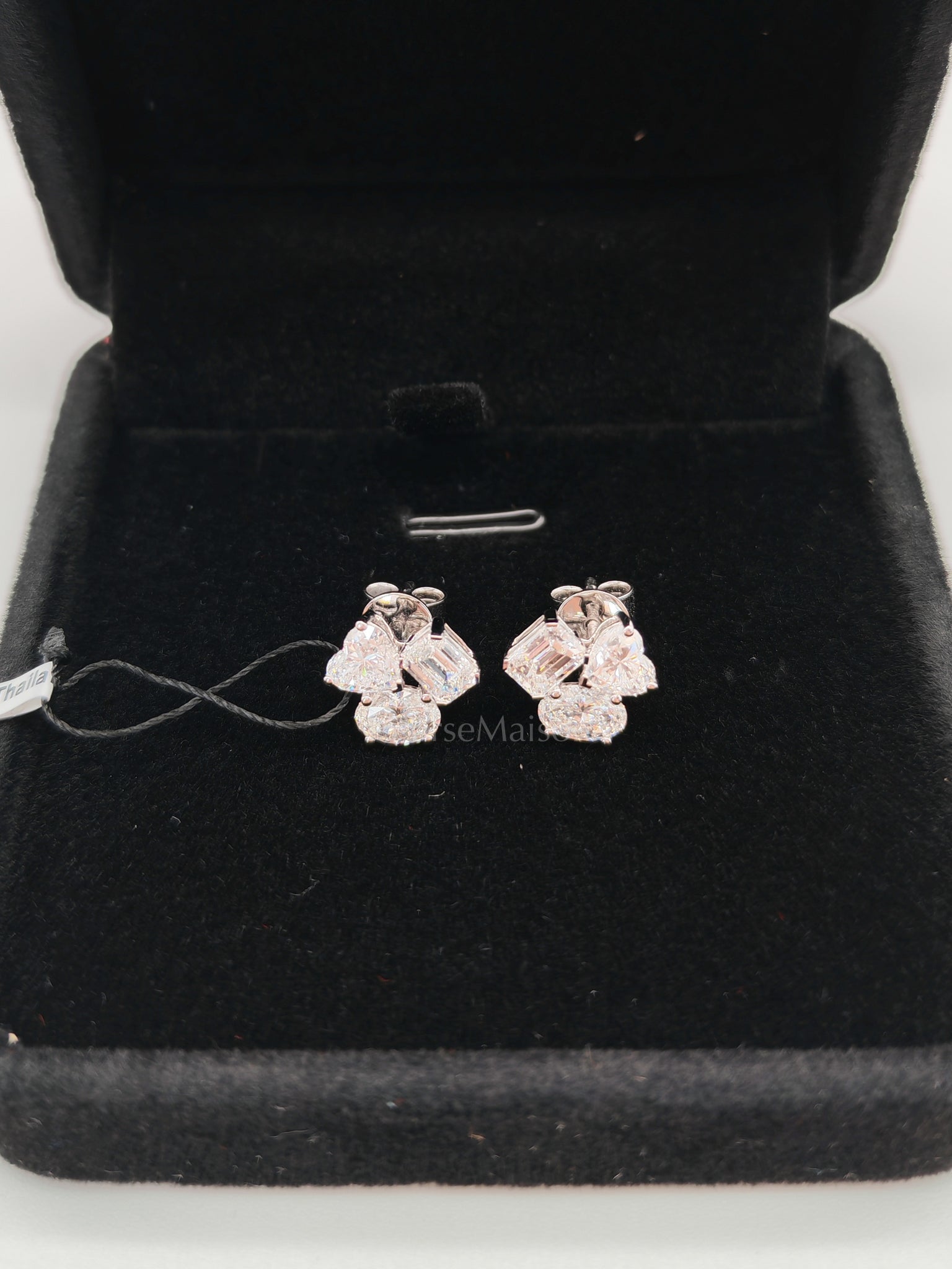 18k 2.4gms. 2.86cts. VS1 to VVS1 (Clarity) E to H (Color) Natural Diamond White Gold Earrings | Purse Maison Luxury Bags Shop