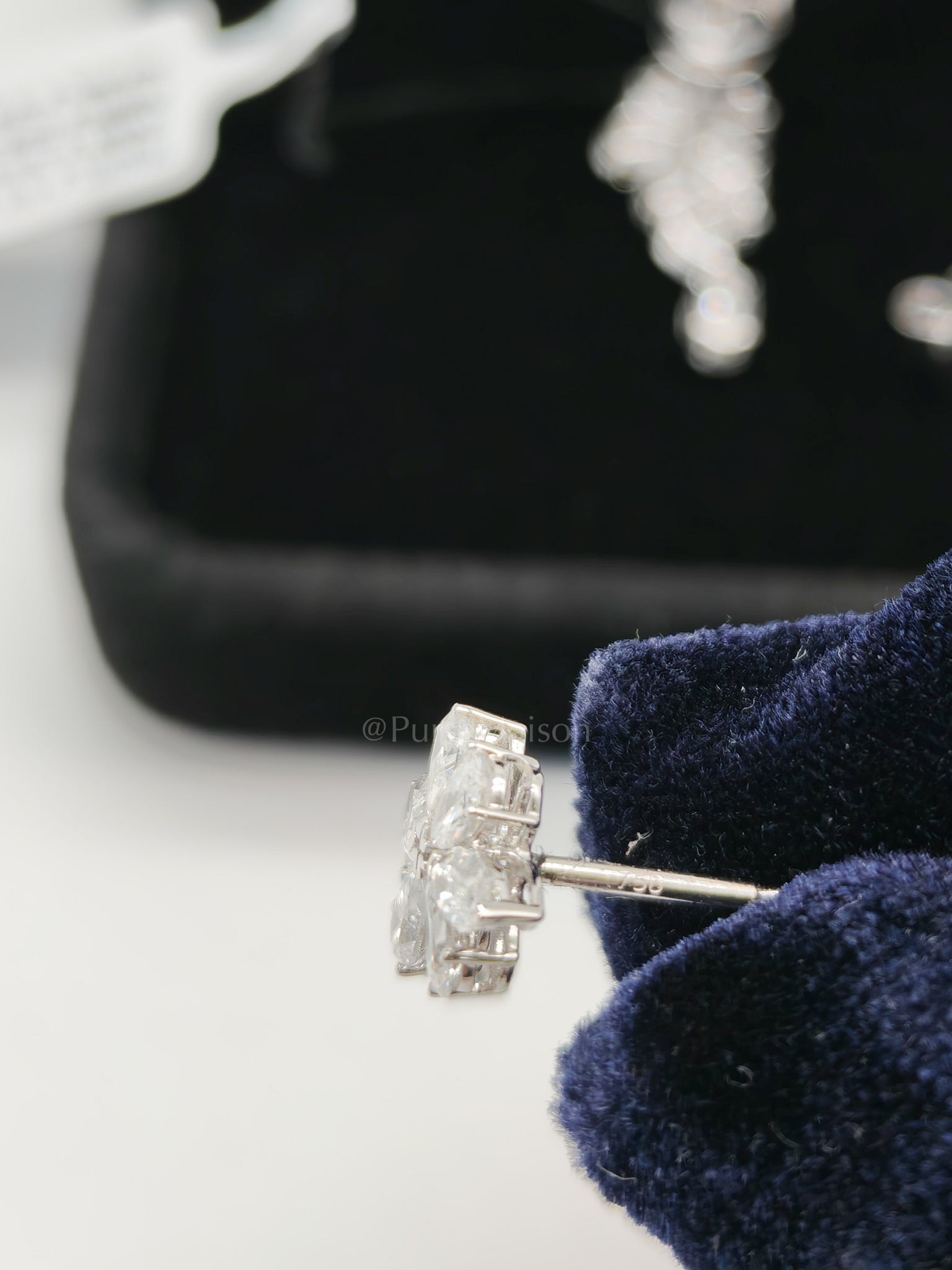 18k 2.63gms 2.2cts. VS1 to VVS1 (Clarity) E to H (Color) Natural Diamond White Gold Earrings | Purse Maison Luxury Bags Shop