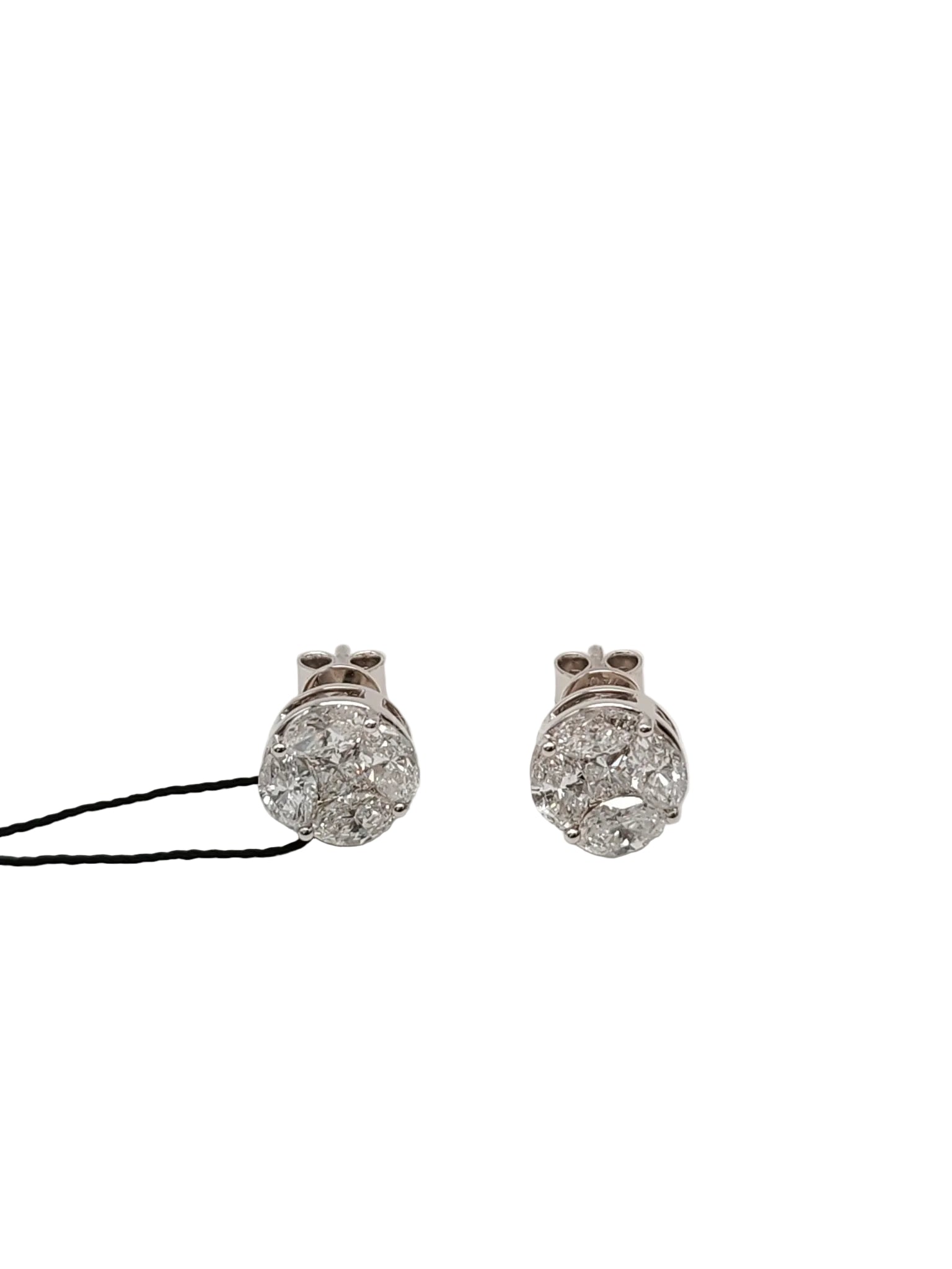 18k 2.63gms. 1.76cts Natural Diamond White Gold Earrings | Purse Maison Luxury Bags Shop
