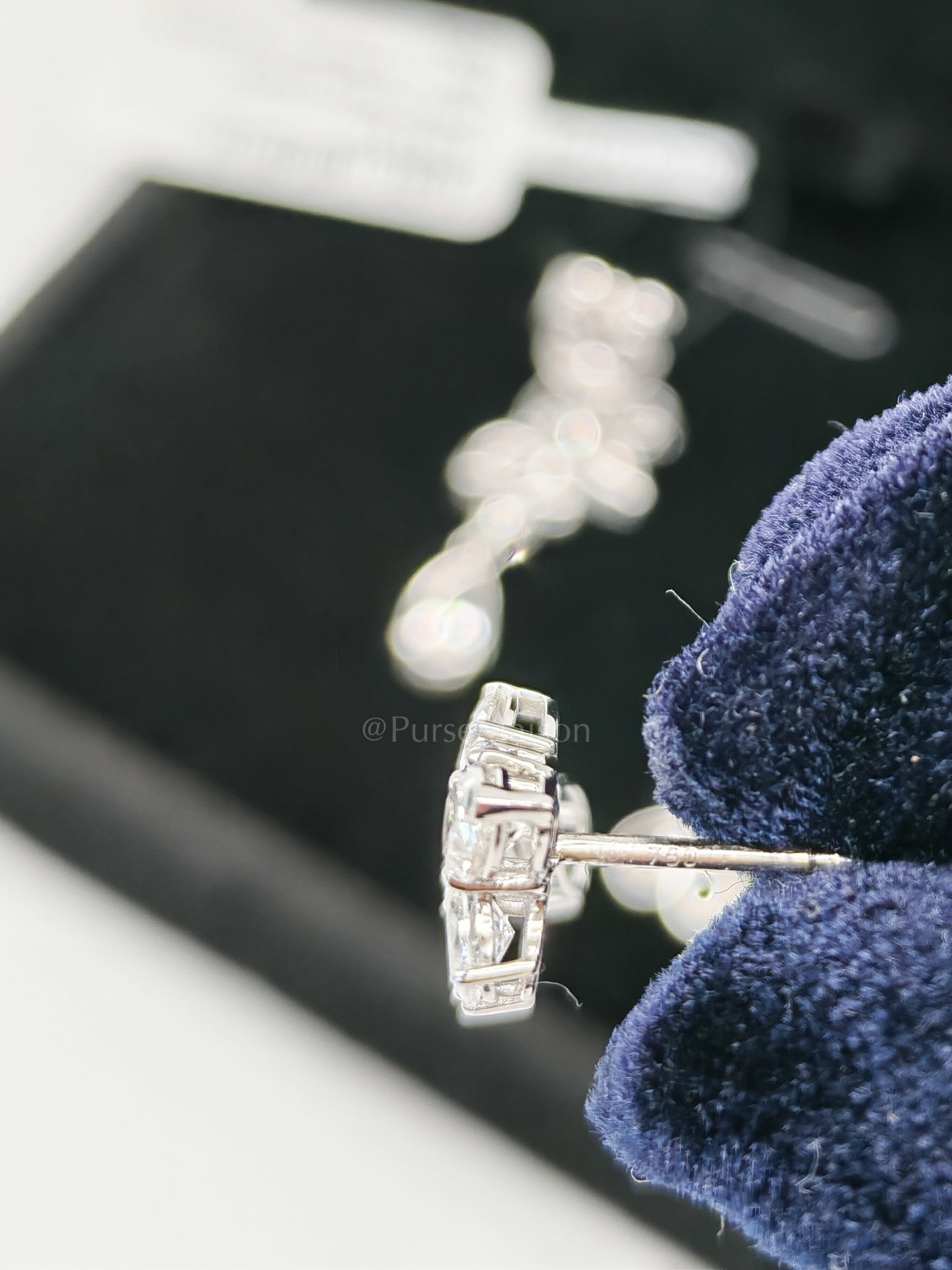18k 2.76gms. 2.76gms 2.74cts VS1 to VVS1 (Clarity) E to H (Color) Natural Diamond White Gold Earrings | Purse Maison Luxury Bags Shop