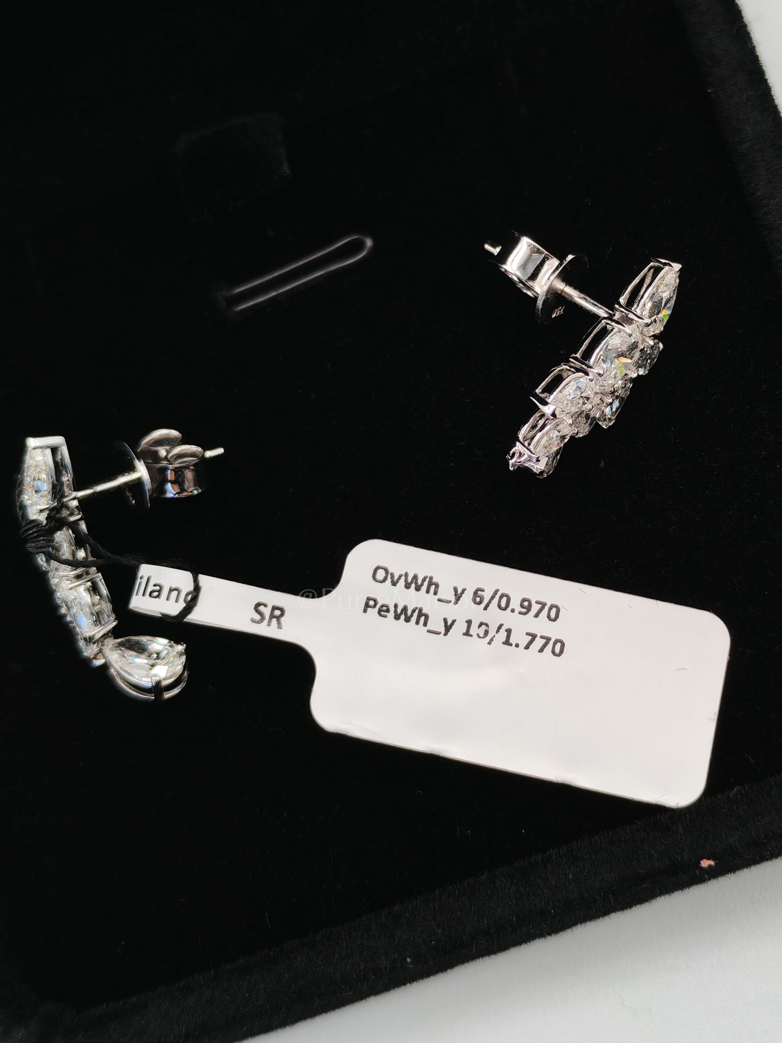 18k 2.76gms. 2.76gms 2.74cts VS1 to VVS1 (Clarity) E to H (Color) Natural Diamond White Gold Earrings | Purse Maison Luxury Bags Shop