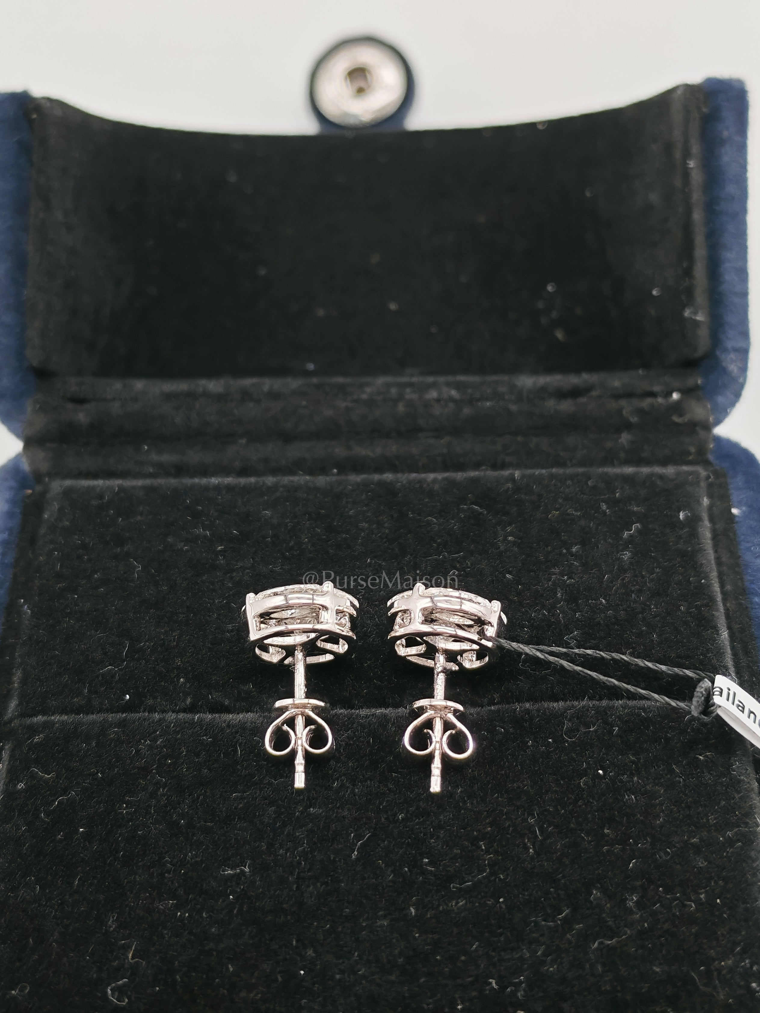 18k 3.05gms 2.42cts VS1 to VVS1 (Clarity) E to H (Color) Natural Diamond White Gold Earrings | Purse Maison Luxury Bags Shop