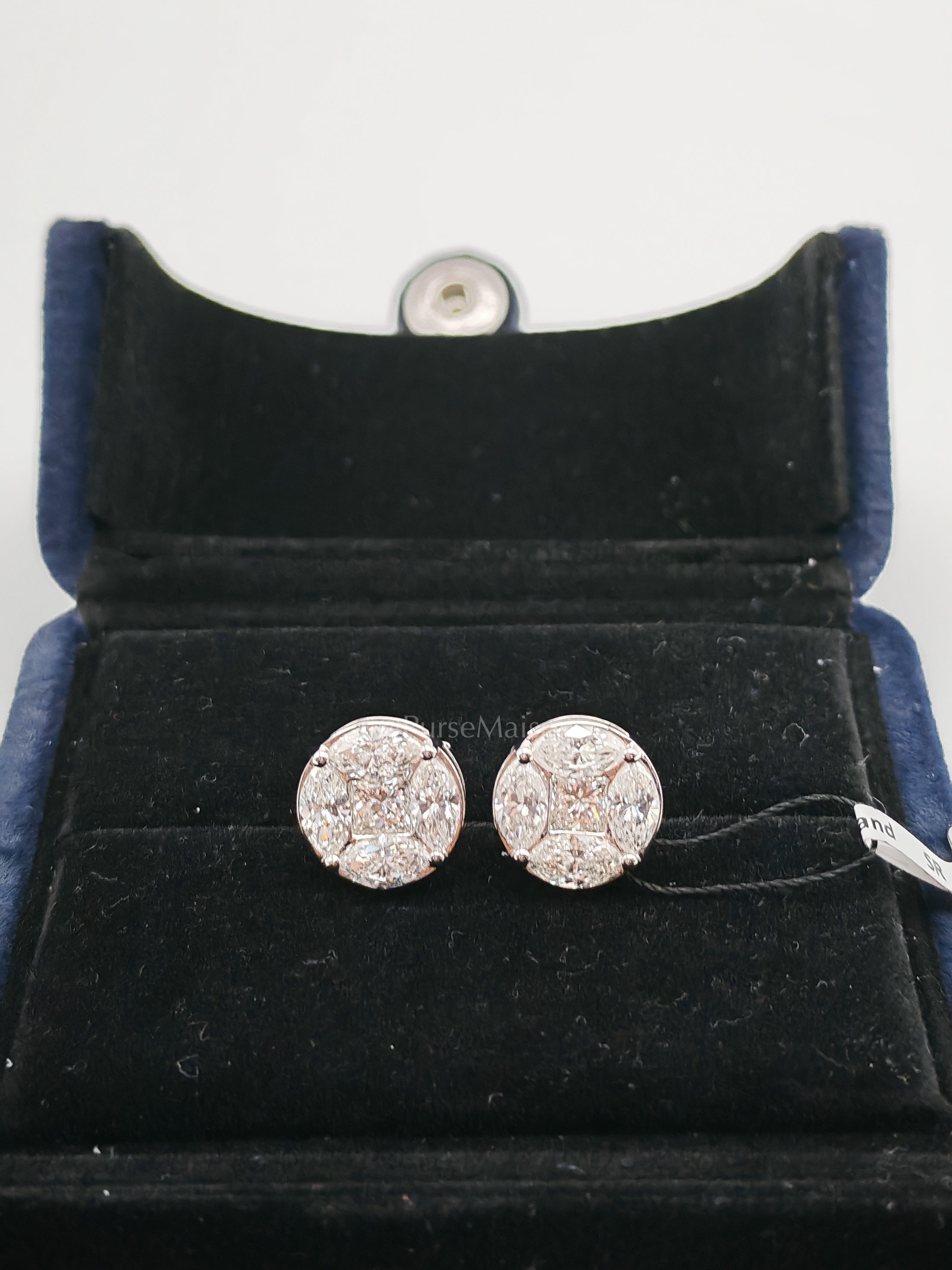 18K 4.58gms 3.09cts VS1 to VVS1 (Clarity) E to H (Color) Natural Diamond White Gold Earrings | Purse Maison Luxury Bags Shop