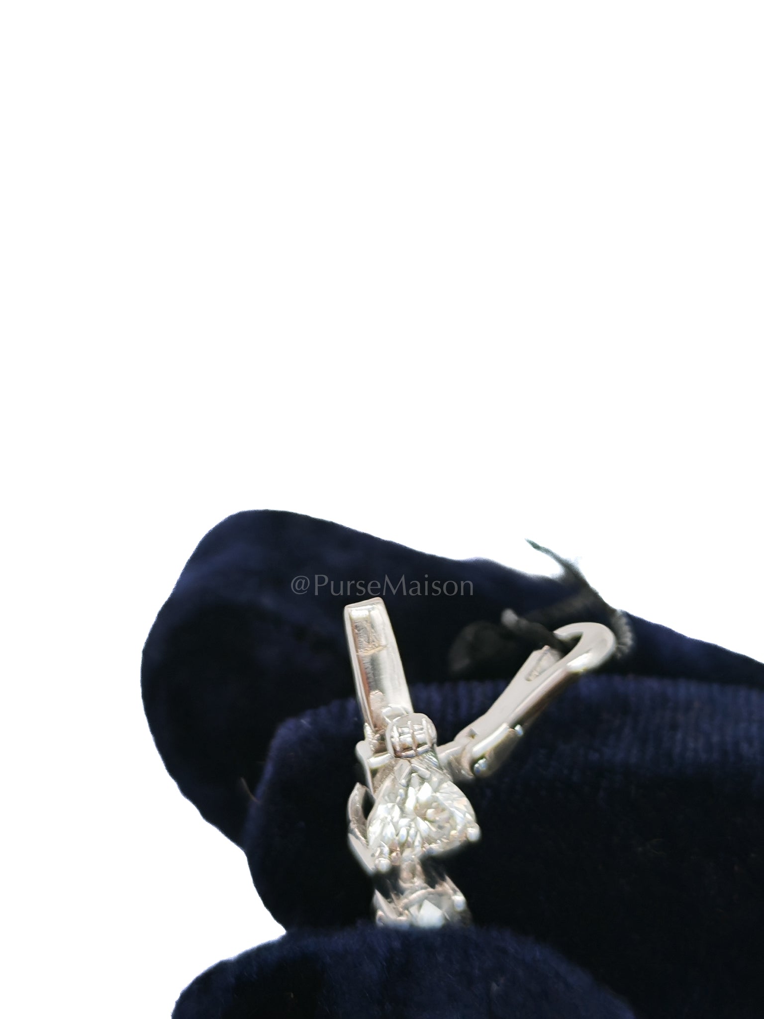 18k 9.4gms. 7.93cts. Natural Diamond White Gold Tennis Bracelet (19cm) | Purse Maison Luxury Bags Shop