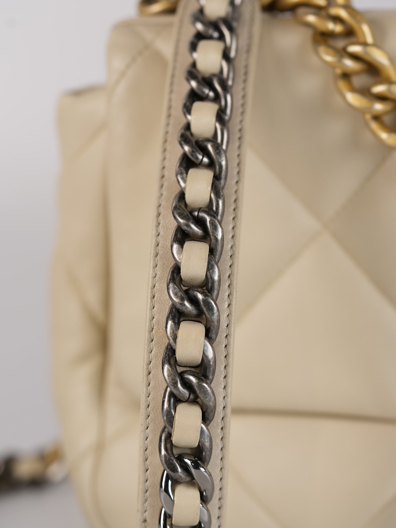 19 Flap Bag Medium in Beige Quilted Lambskin Leather Series 30 | Purse Maison Luxury Bags Shop