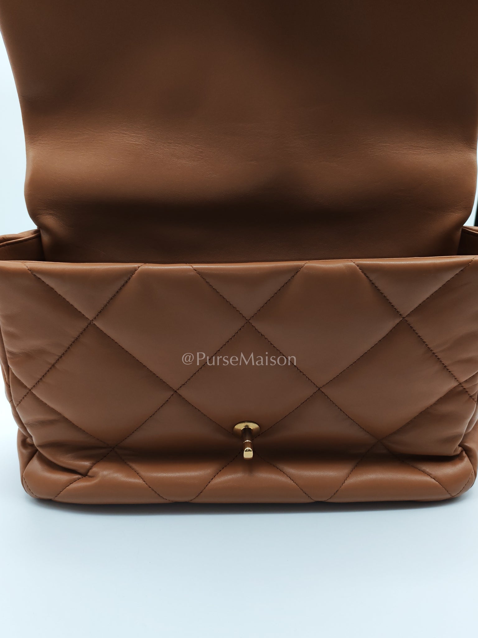 19 Maxi in Caramel Lambskin Leather and Mixed Hardware (Microchip) | Purse Maison Luxury Bags Shop