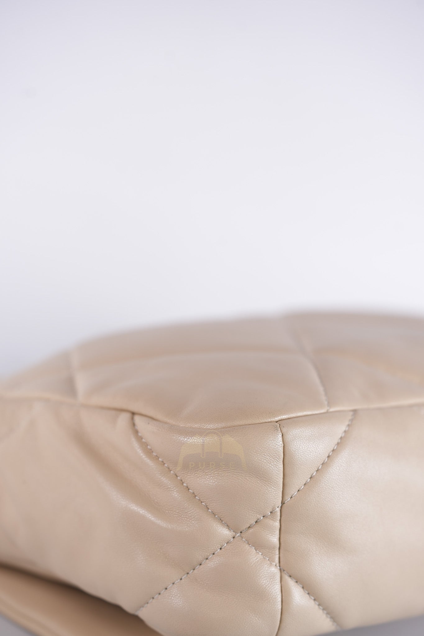 19 Medium in Beige Lambskin Leather & Mixed Hardware Microchip | Purse Maison Luxury Bags Shop