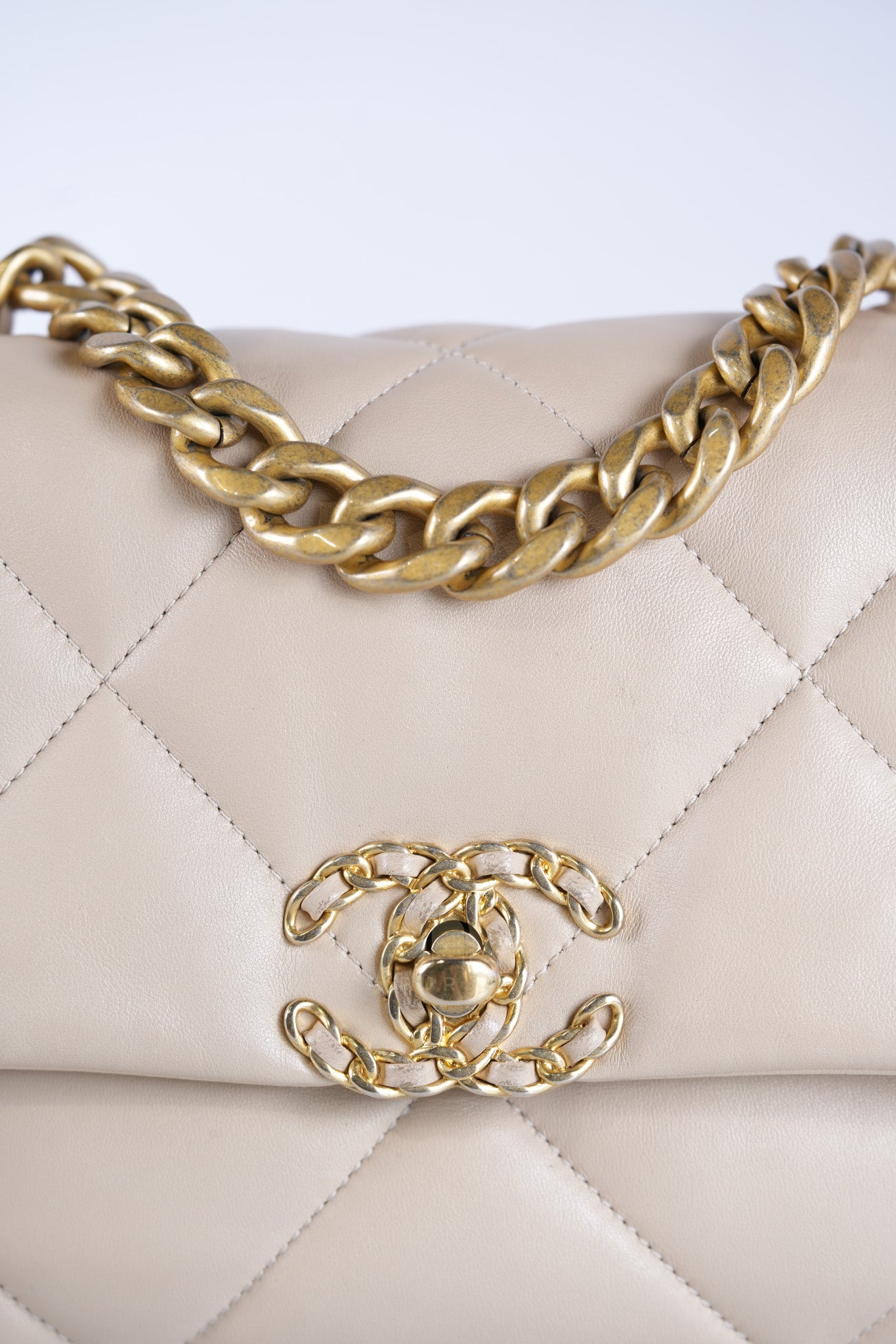 19 Medium in Beige Lambskin Leather & Mixed Hardware Microchip | Purse Maison Luxury Bags Shop