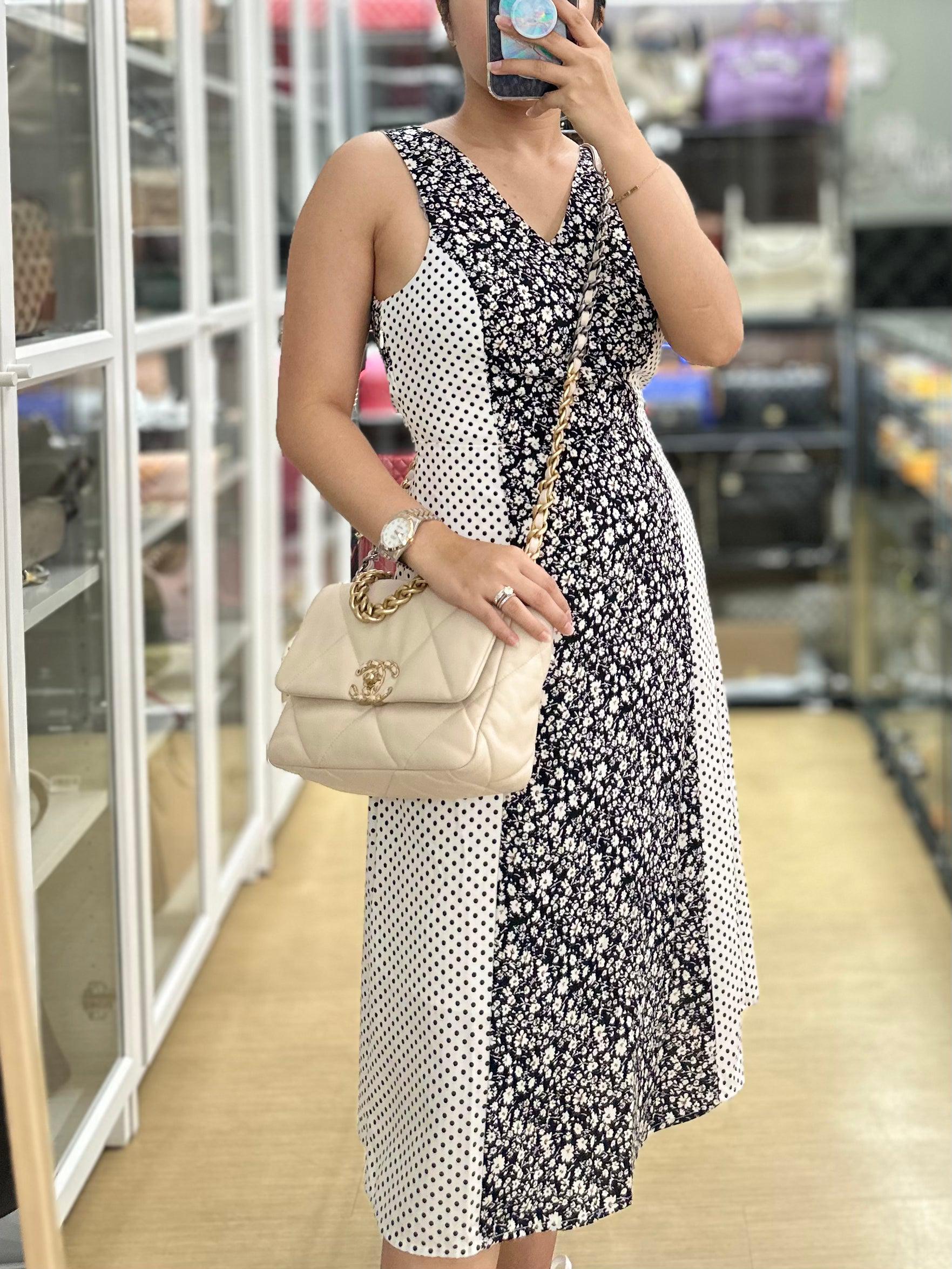 Chanel 19 Flap Light Beige Small in Goatskin Series 30