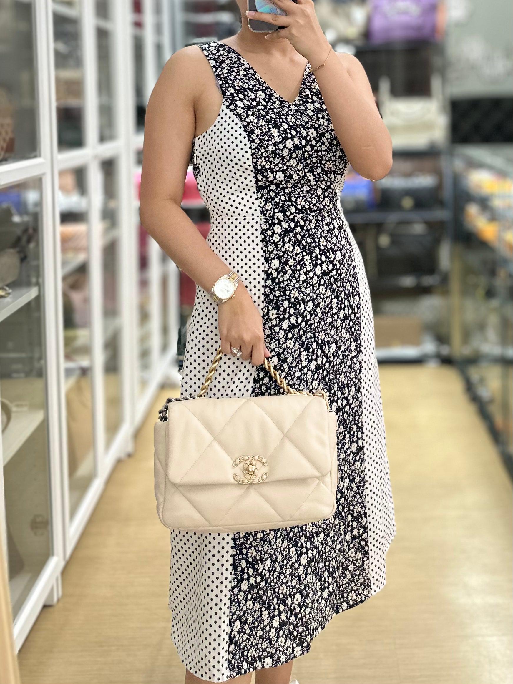 Chanel 19 Flap Light Beige Small in Goatskin Series 30