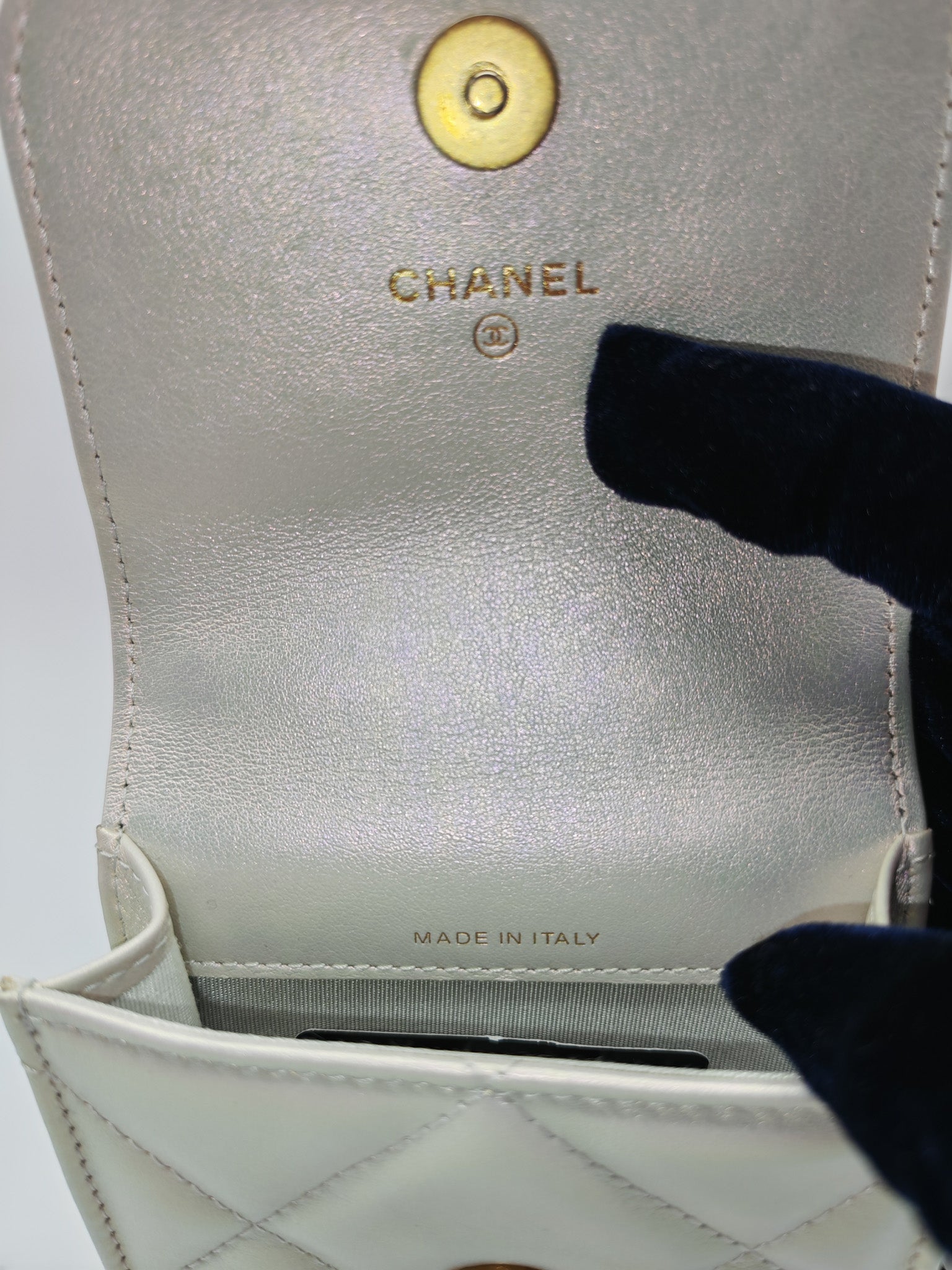 19 Phone Holder Quilted Iridescent Lambskin Leather in Mix Hardware (Series 31) | Purse Maison Luxury Bags Shop