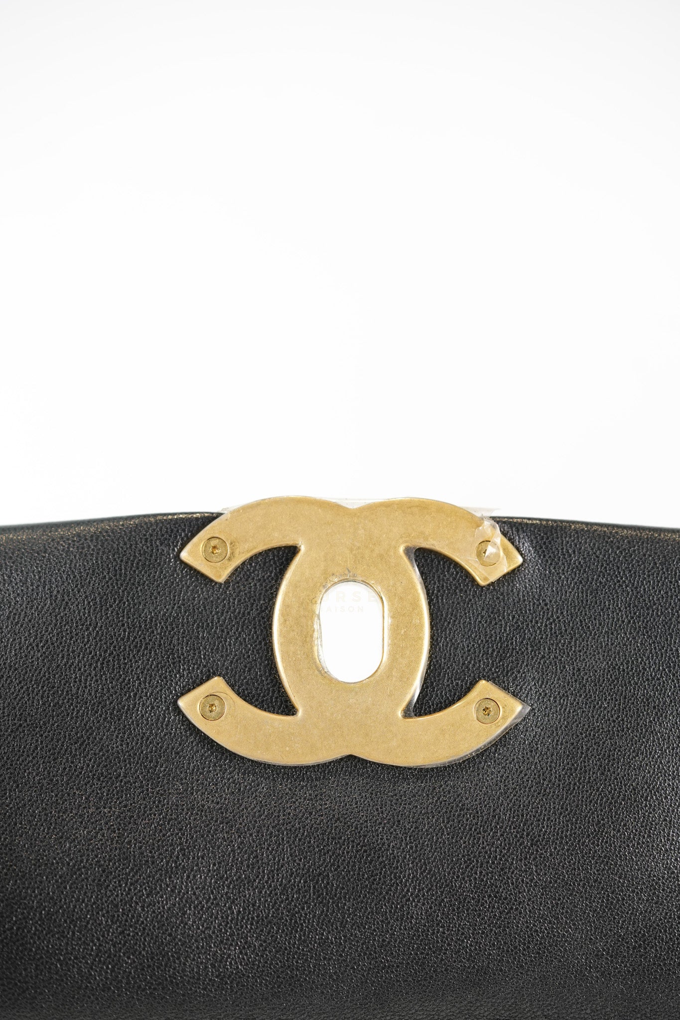 19 Small in Black Lambskin Leather & Mix Hardware Microchip | Purse Maison Luxury Bags Shop