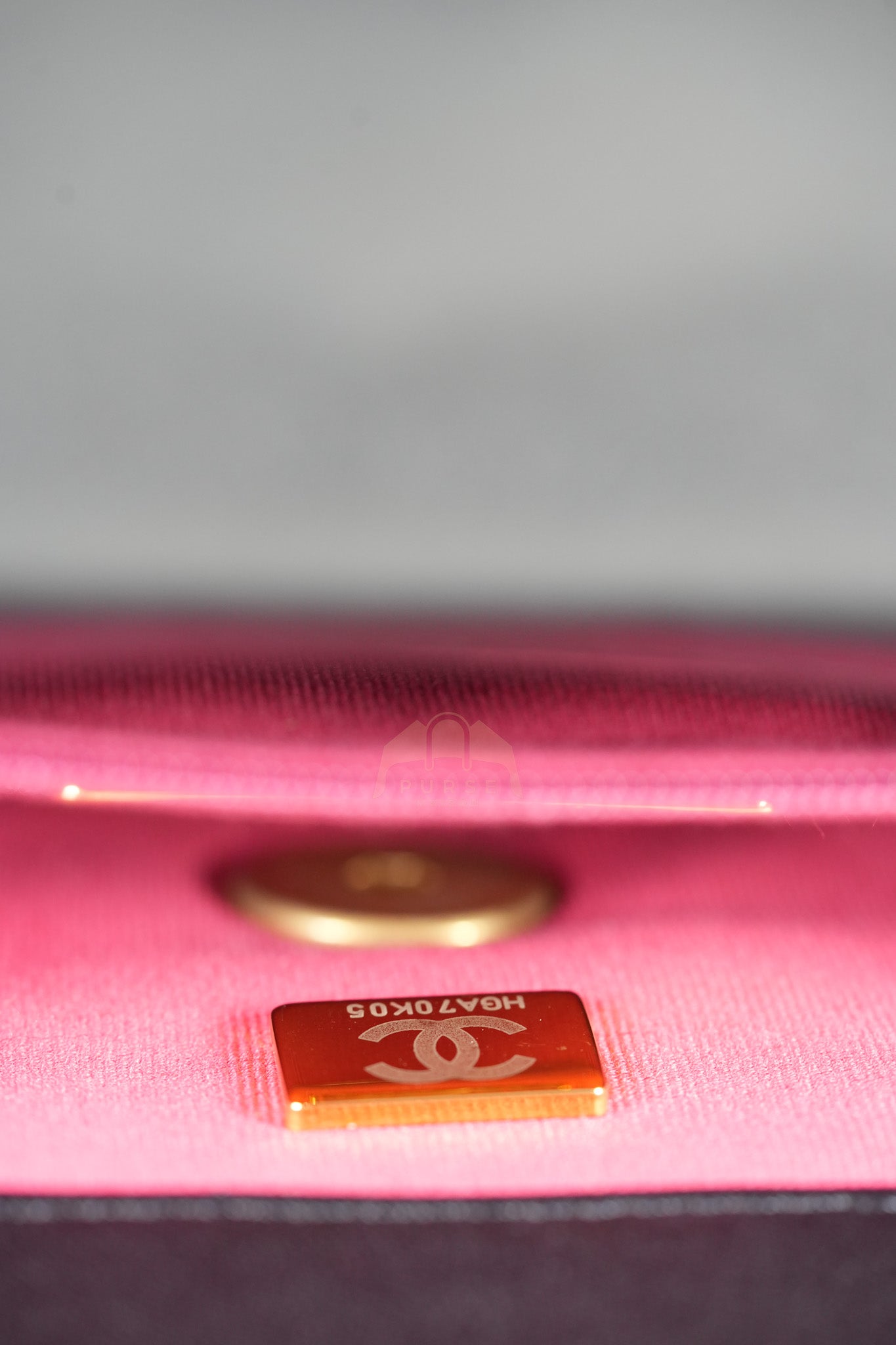 19 Small in Black Lambskin Leather & Mix Hardware Microchip | Purse Maison Luxury Bags Shop