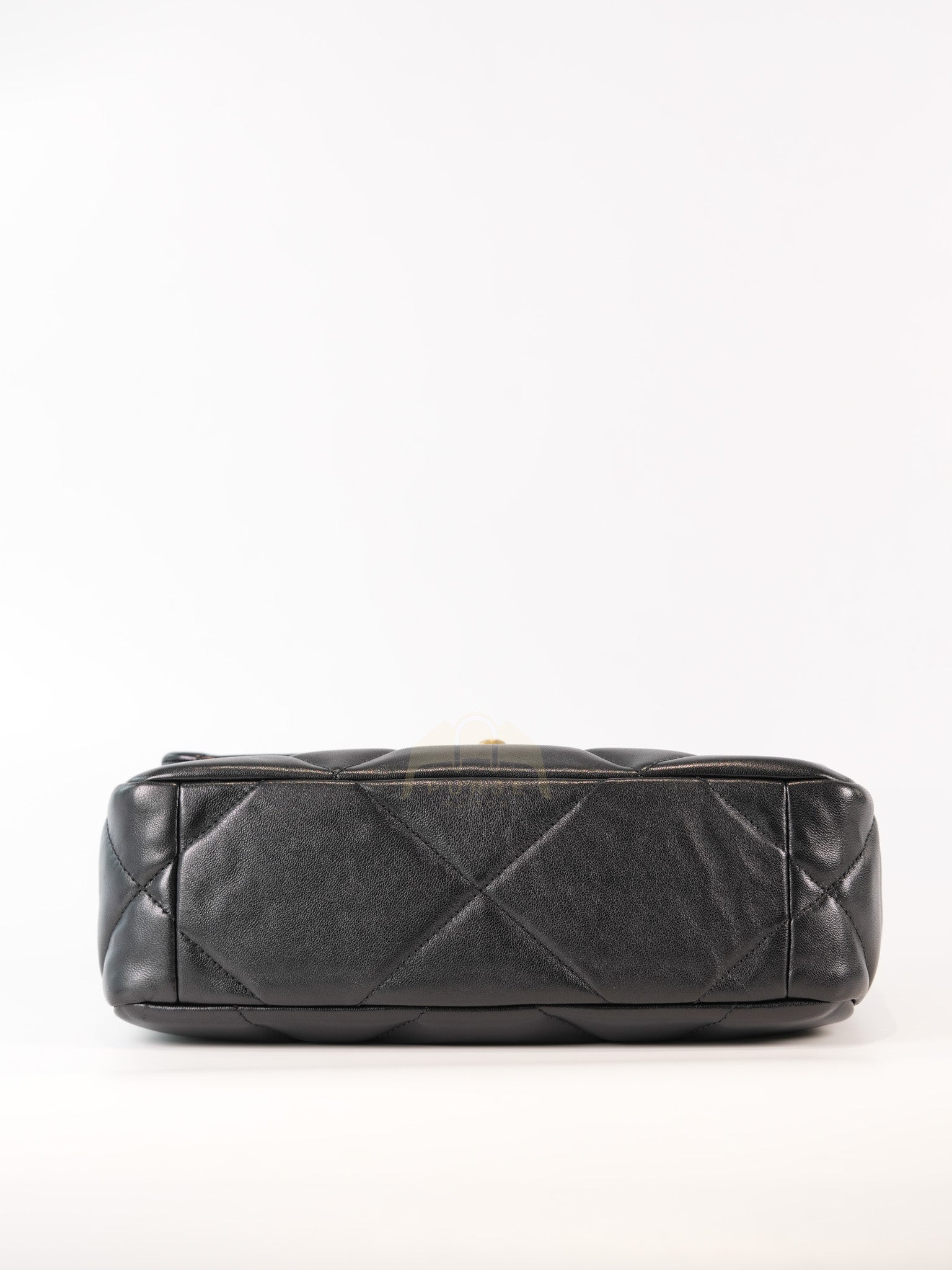 19 Small in Black Lambskin Leather & Mix Hardware Microchip | Purse Maison Luxury Bags Shop