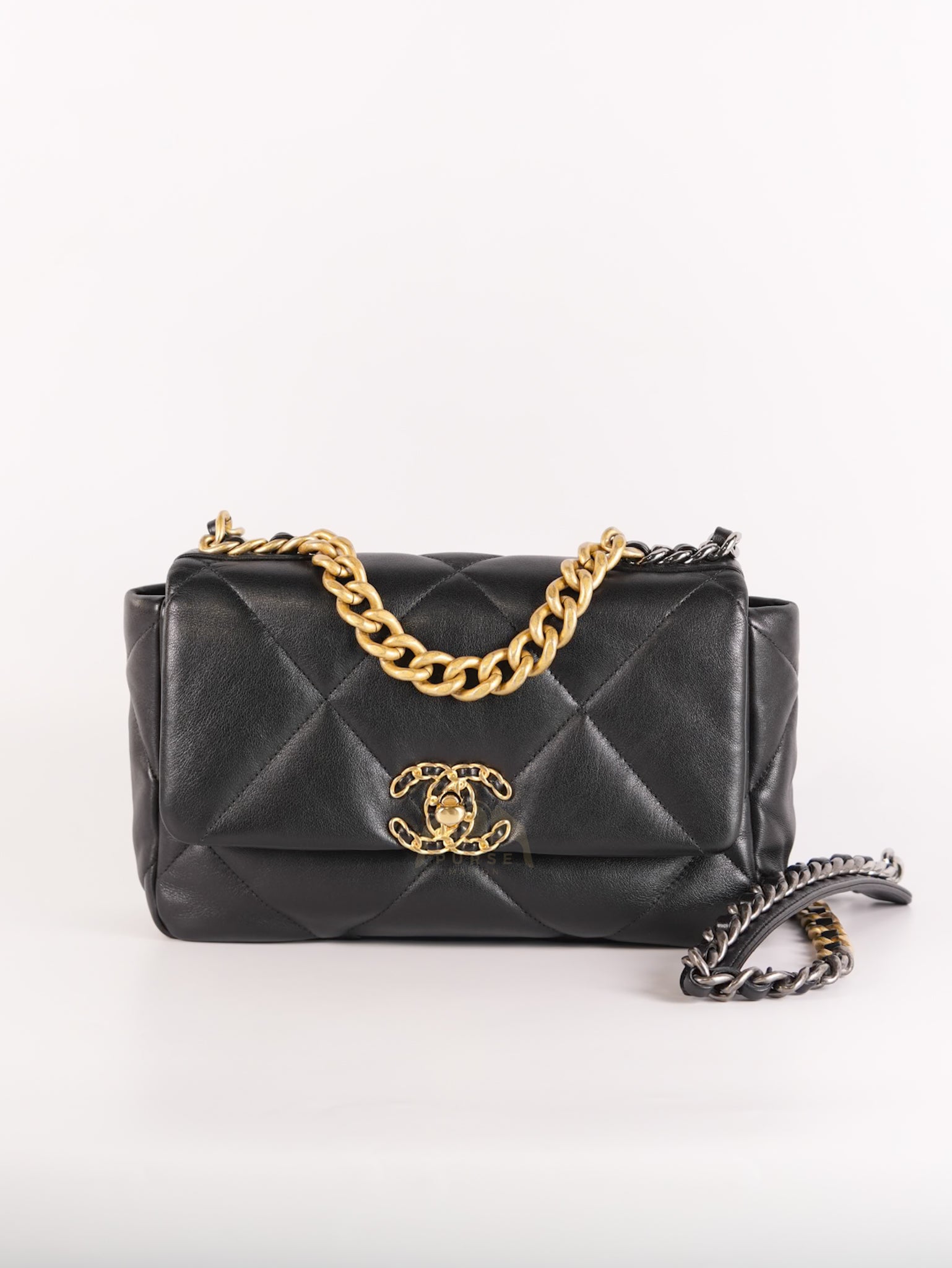 19 Small in Black Quilted Goatskin Leather and Mixed Hardware Series 31 | Purse Maison Luxury Bags Shop