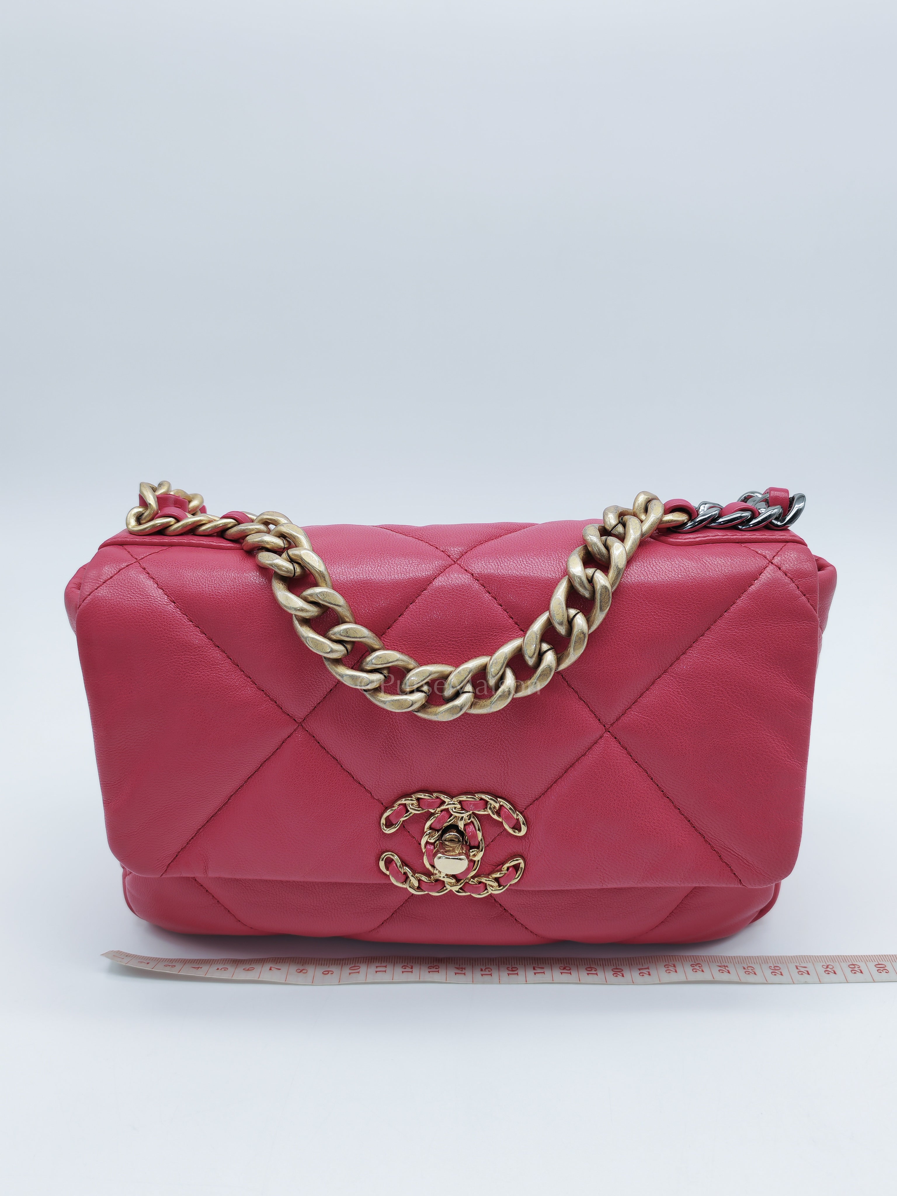 19 Small in Dark Pink Quilted Goatskin Leather Mixed Hardware Series 30 | Purse Maison Luxury Bags Shop