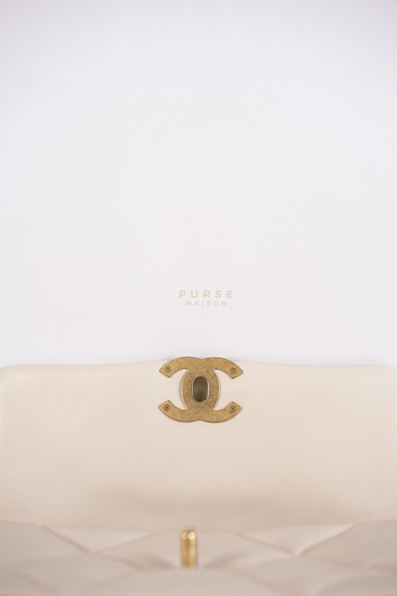 19 Small in Light Beige Lambskin and Mix Hardware Series 30 | Purse Maison Luxury Bags Shop