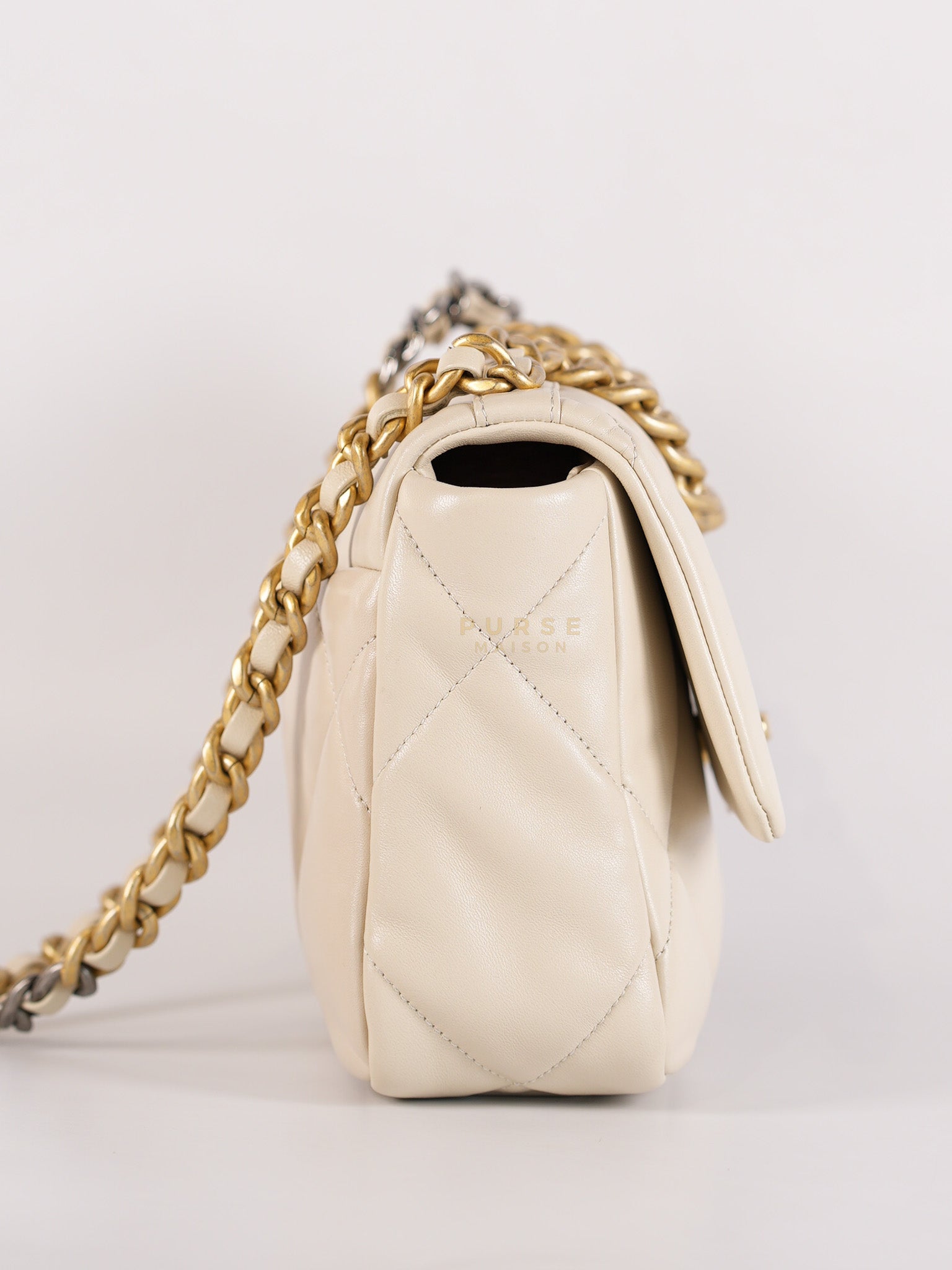 19 Small in Light Beige Lambskin and Mix Hardware Series 30 | Purse Maison Luxury Bags Shop