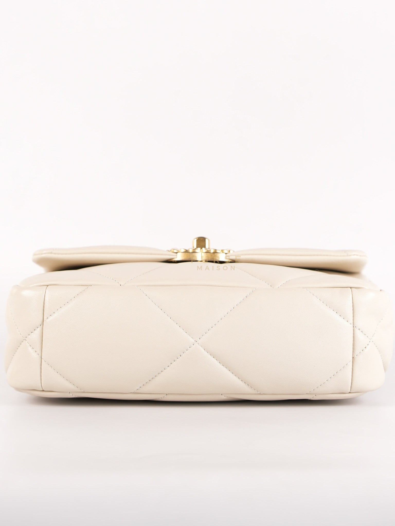 19 Small in Light Beige Lambskin and Mix Hardware Series 30 | Purse Maison Luxury Bags Shop