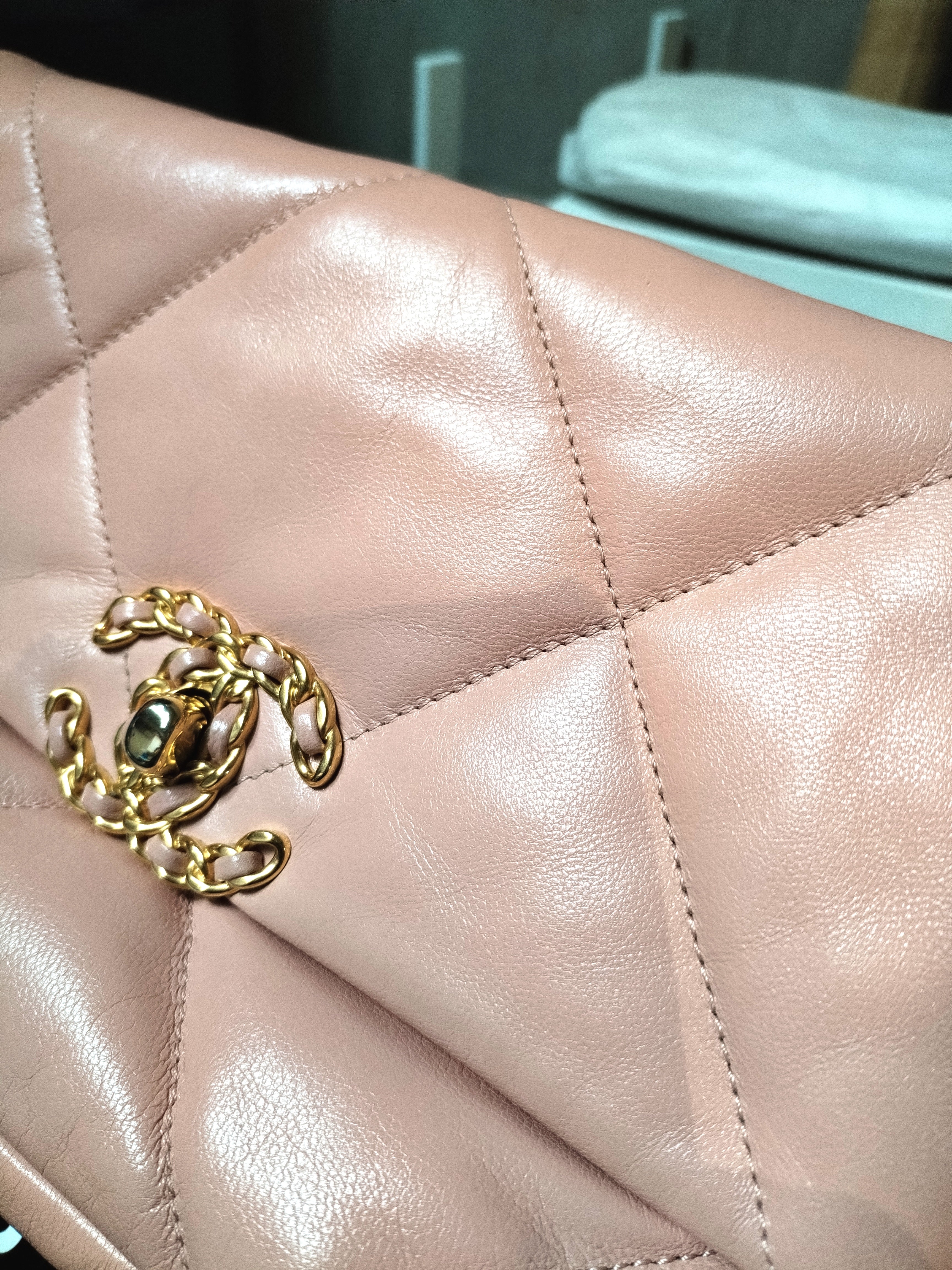 19 Small in Pink Quilted Lambskin Leather and Mixed Hardware Series 29 | Purse Maison Luxury Bags Shop