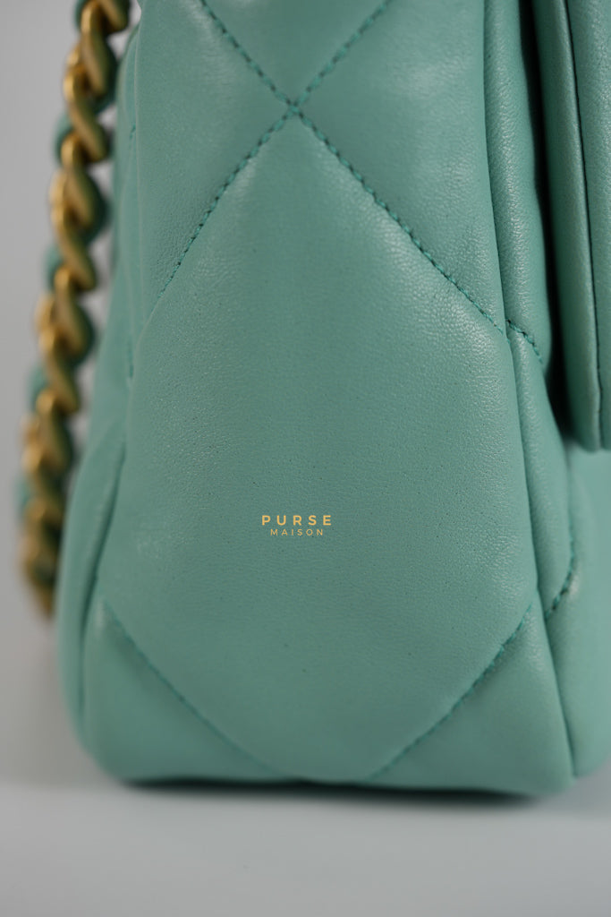 19 Tiffany Blue Lambskin in Gold Hardware Series 31 | Purse Maison Luxury Bags Shop