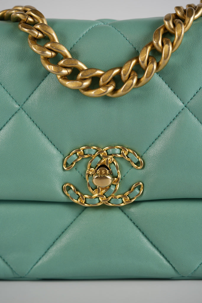 19 Tiffany Blue Lambskin in Gold Hardware Series 31 | Purse Maison Luxury Bags Shop