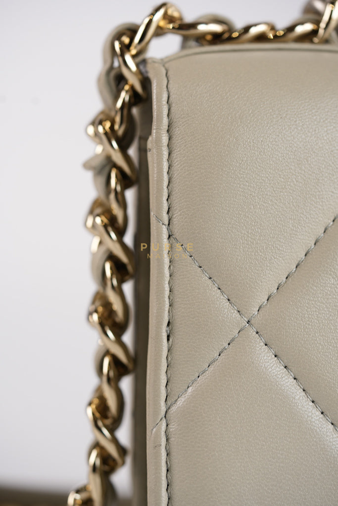 19 Wallet on Chain Light Gray in Mixed Hardware (Microchip) | Purse Maison Luxury Bags Shop