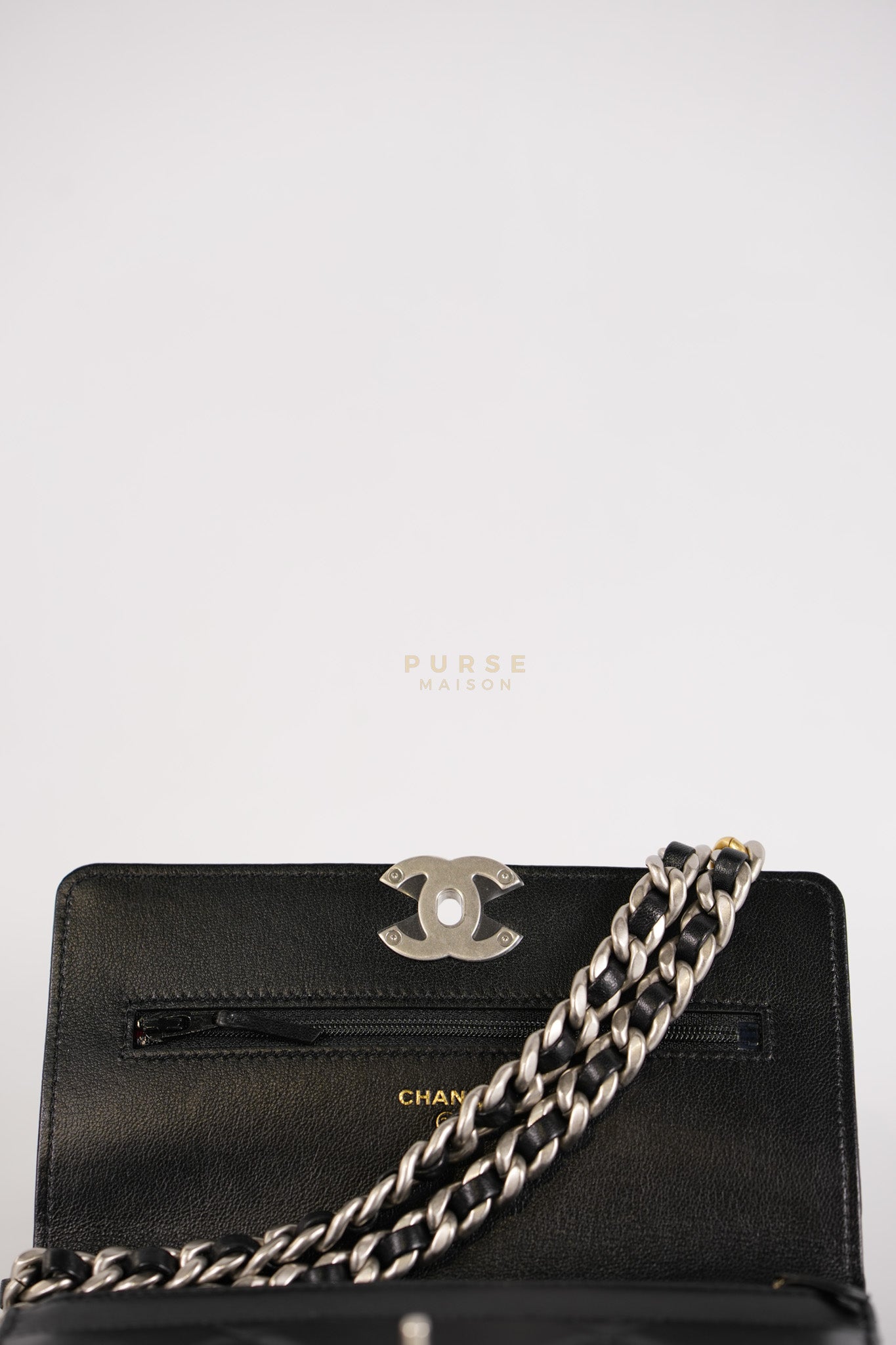 19 Wallet On Chain (WOC) in Black Lambskin Leather and Mix Hardware (Microchip) | Purse Maison Luxury Bags Shop