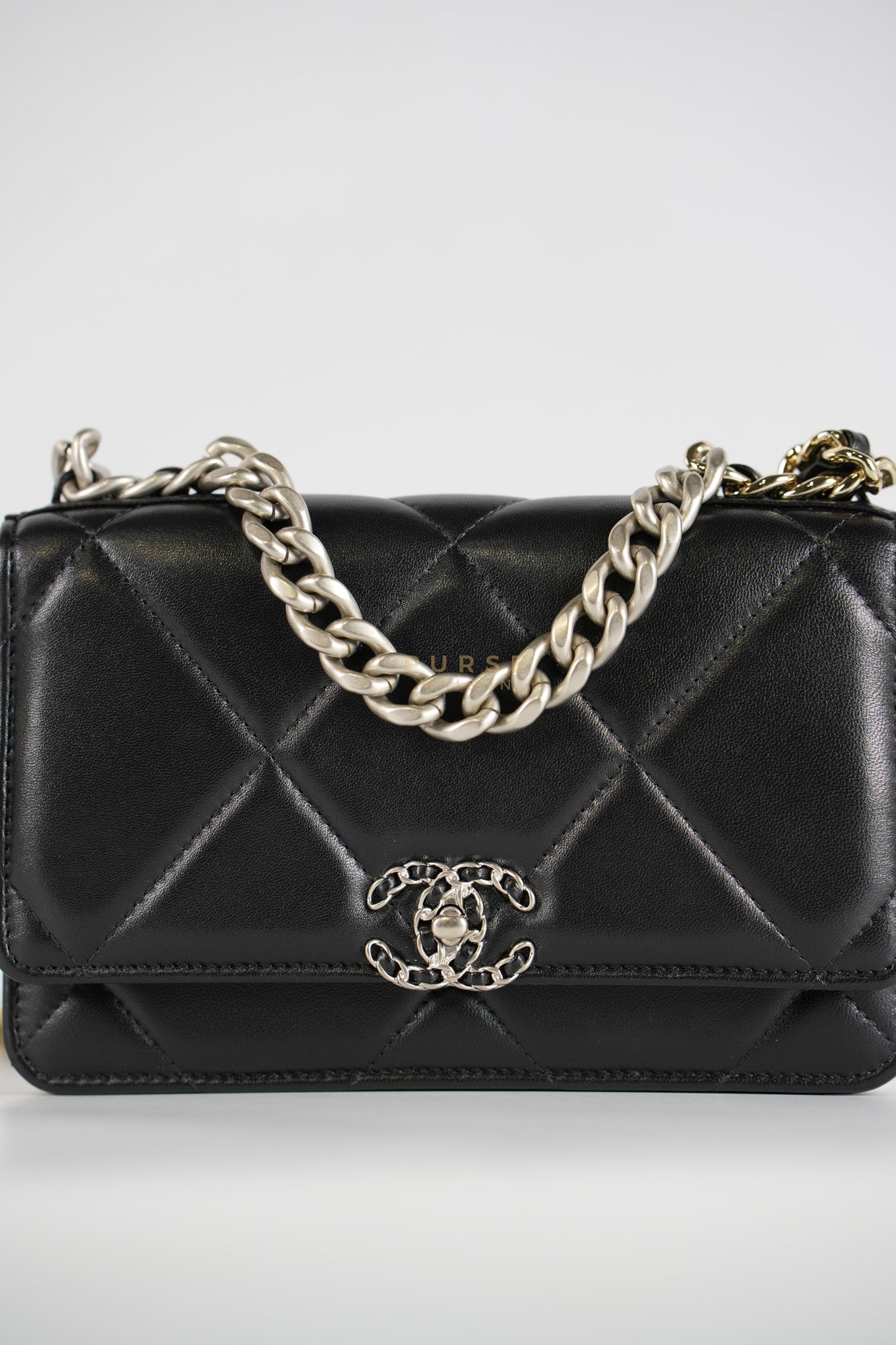 19 Wallet On Chain (WOC) in Black Lambskin Leather and Mix Hardware (Microchip) | Purse Maison Luxury Bags Shop