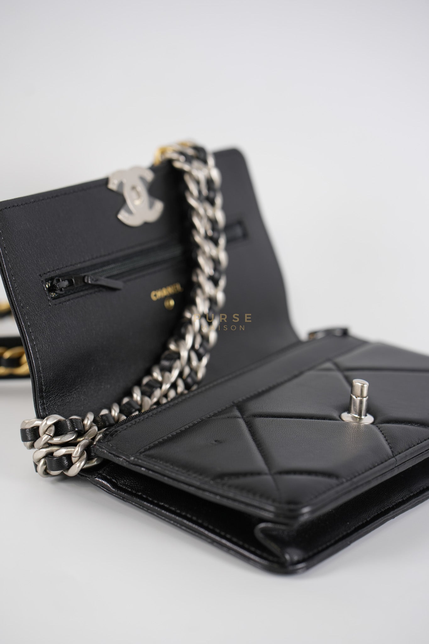 19 Wallet On Chain (WOC) in Black Lambskin Leather and Mix Hardware (Microchip) | Purse Maison Luxury Bags Shop