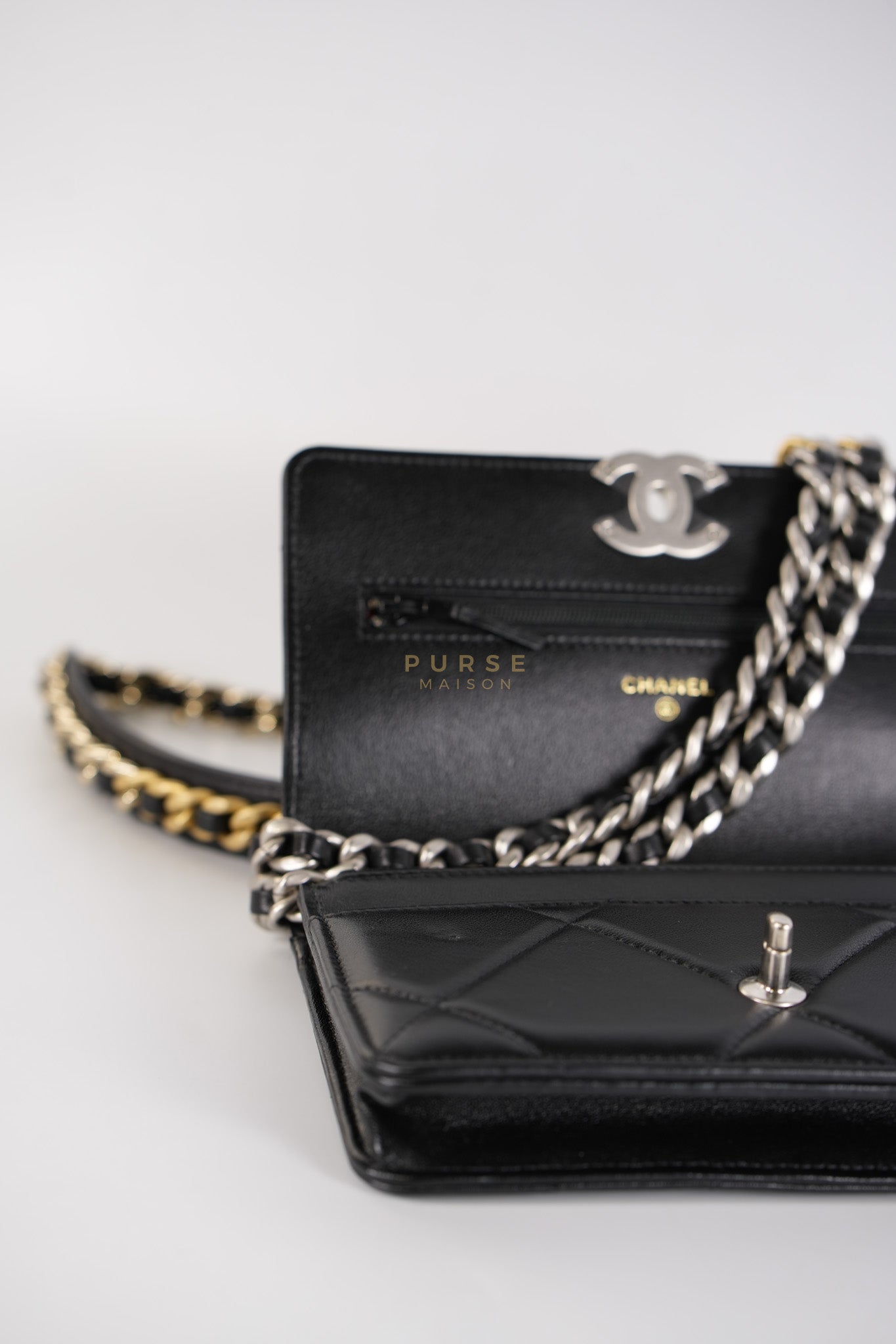 19 Wallet On Chain (WOC) in Black Lambskin Leather and Mix Hardware (Microchip) | Purse Maison Luxury Bags Shop