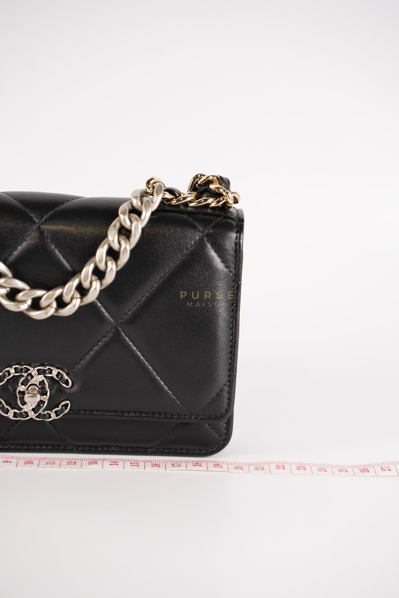 19 Wallet On Chain (WOC) in Black Lambskin Leather and Mix Hardware (Microchip) | Purse Maison Luxury Bags Shop