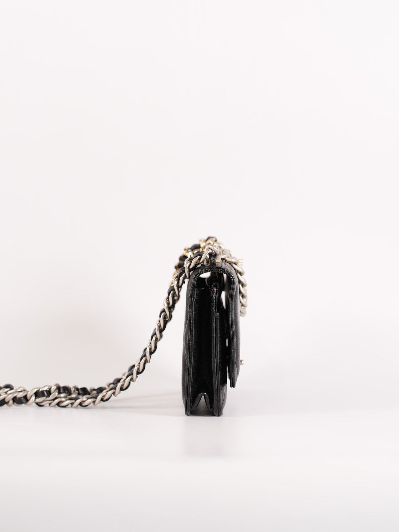 19 Wallet On Chain (WOC) in Black Lambskin Leather and Mix Hardware (Microchip) | Purse Maison Luxury Bags Shop