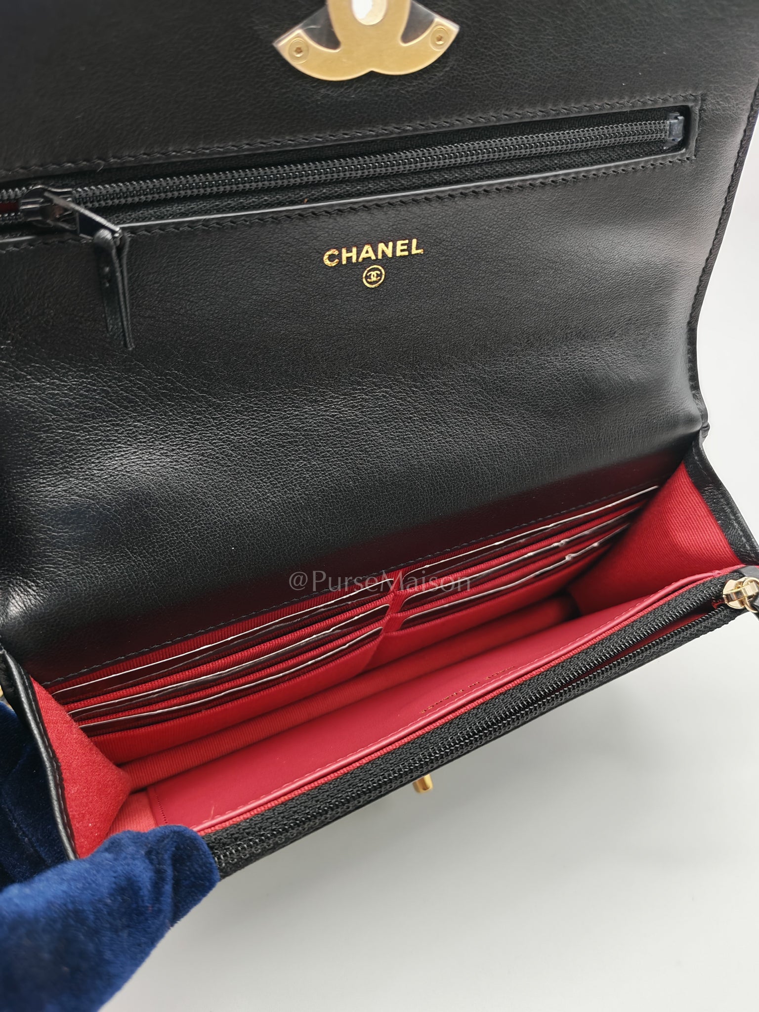 19 Wallet on Chain (WOC) in Black Lambskin Mix Hardware Microchip | Purse Maison Luxury Bags Shop