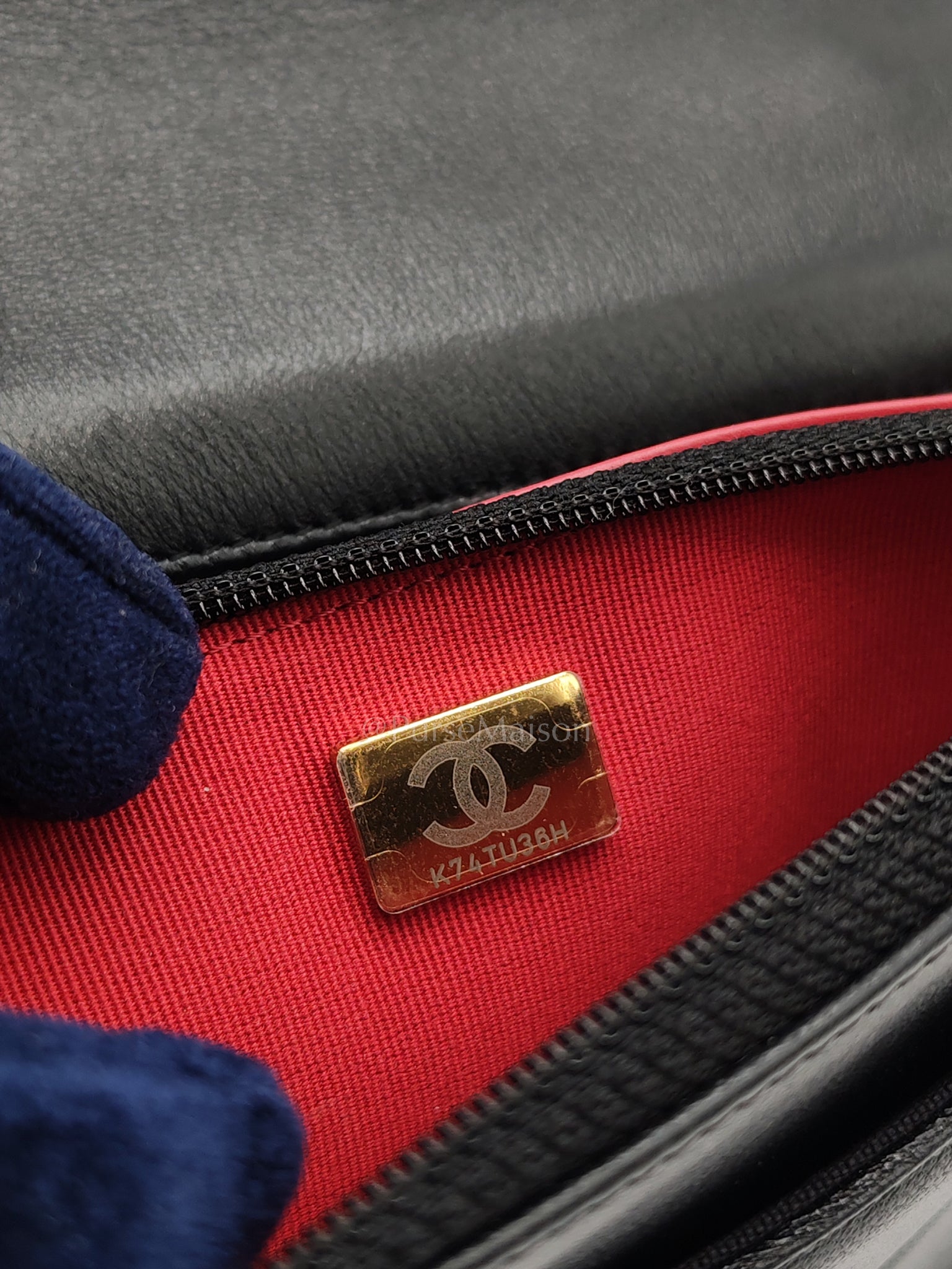 19 Wallet on Chain (WOC) in Black Lambskin Mix Hardware Microchip | Purse Maison Luxury Bags Shop