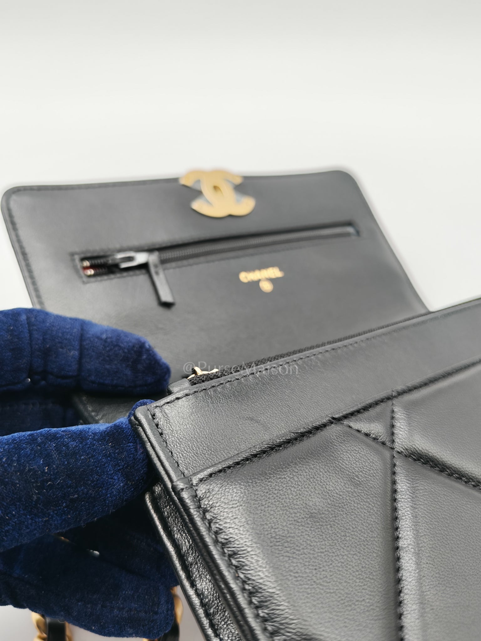 19 Wallet on Chain (WOC) in Black Lambskin Mix Hardware Microchip | Purse Maison Luxury Bags Shop