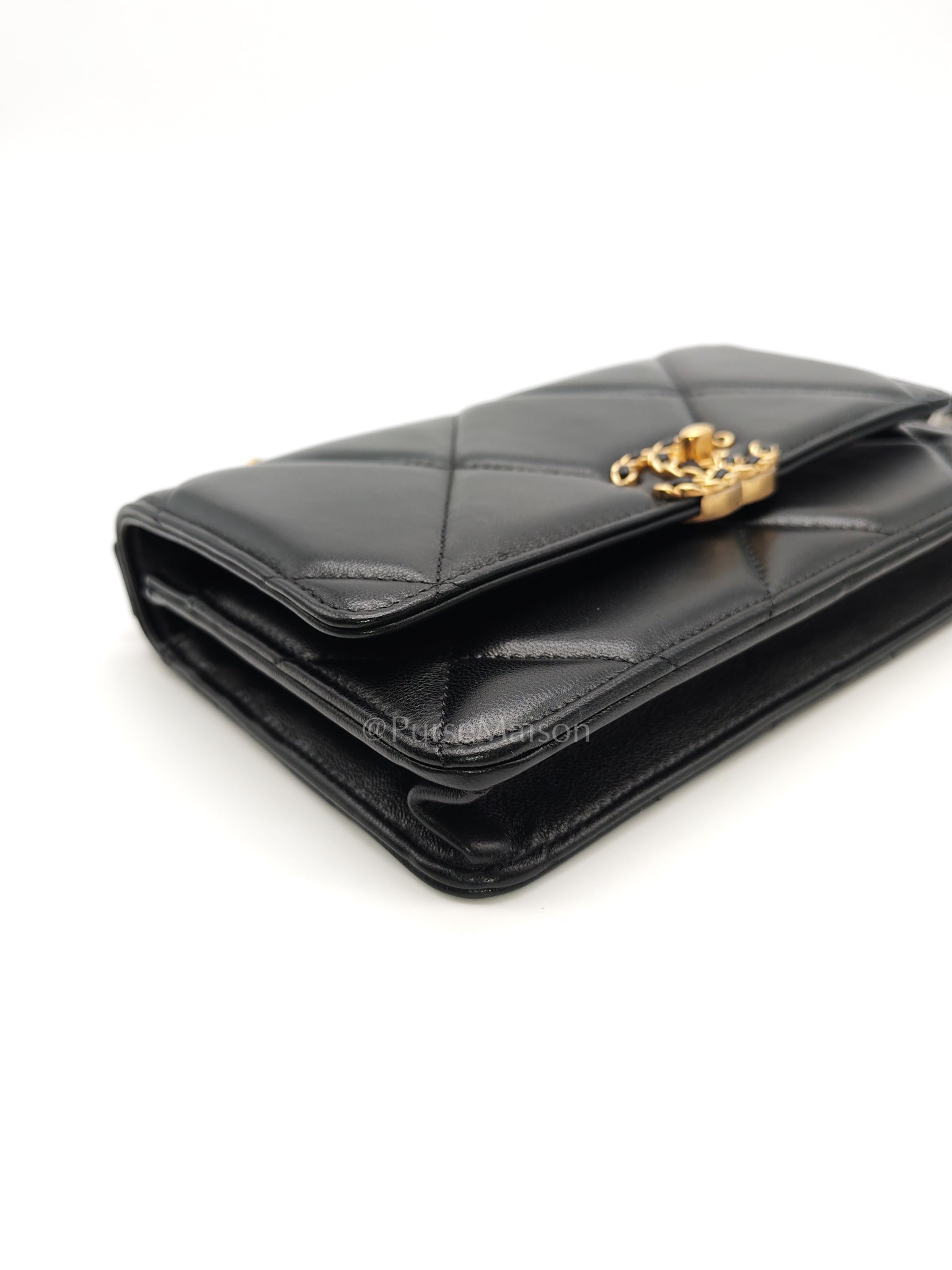 19 Wallet on Chain (WOC) in Black Lambskin Mix Hardware Microchip | Purse Maison Luxury Bags Shop