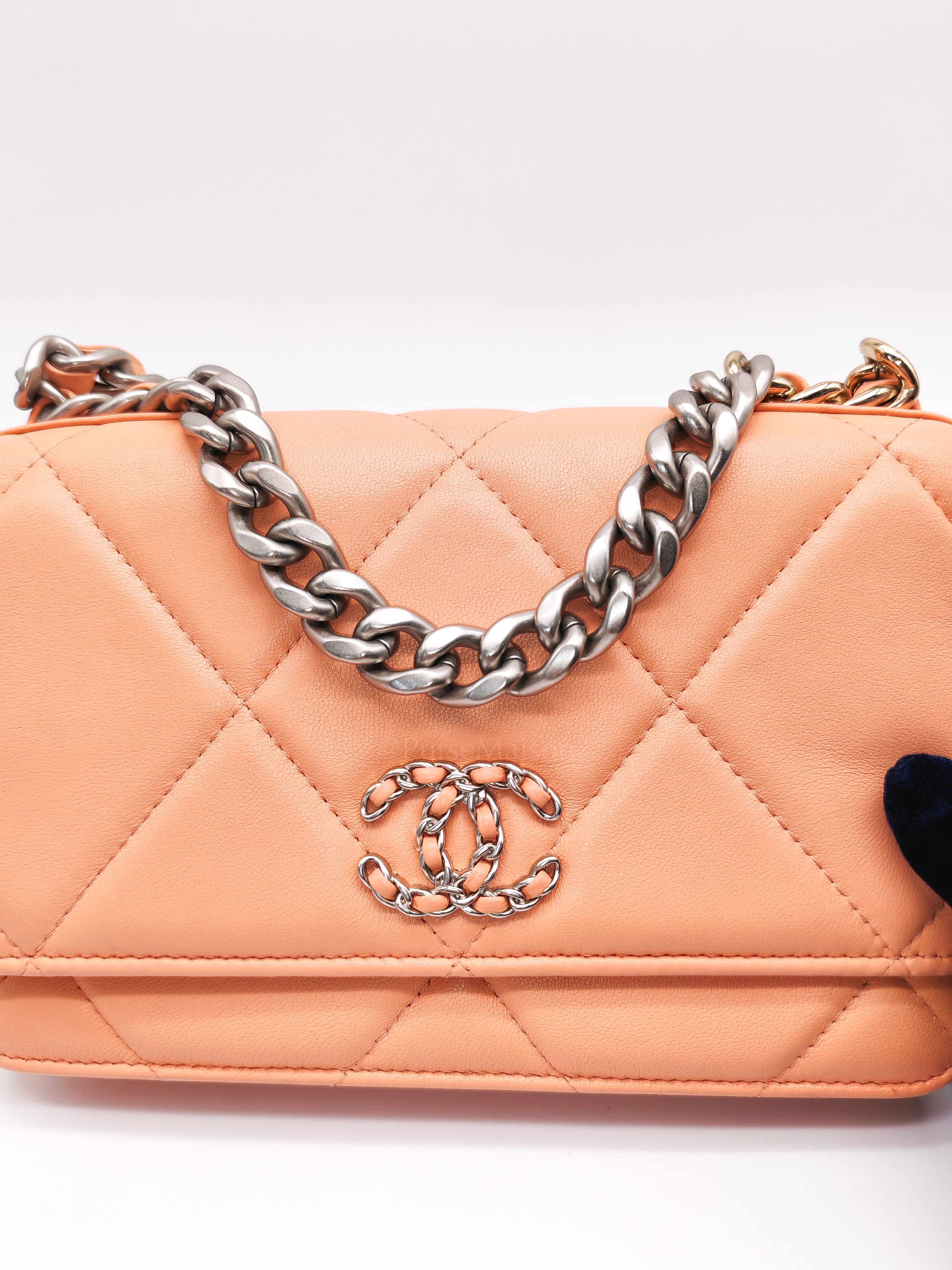 19 Wallet on Chain(WOC) in Pink Salmon Lambskin Mix Hardware Lambskin Leather (Microchip) | Purse Maison Luxury Bags Shop