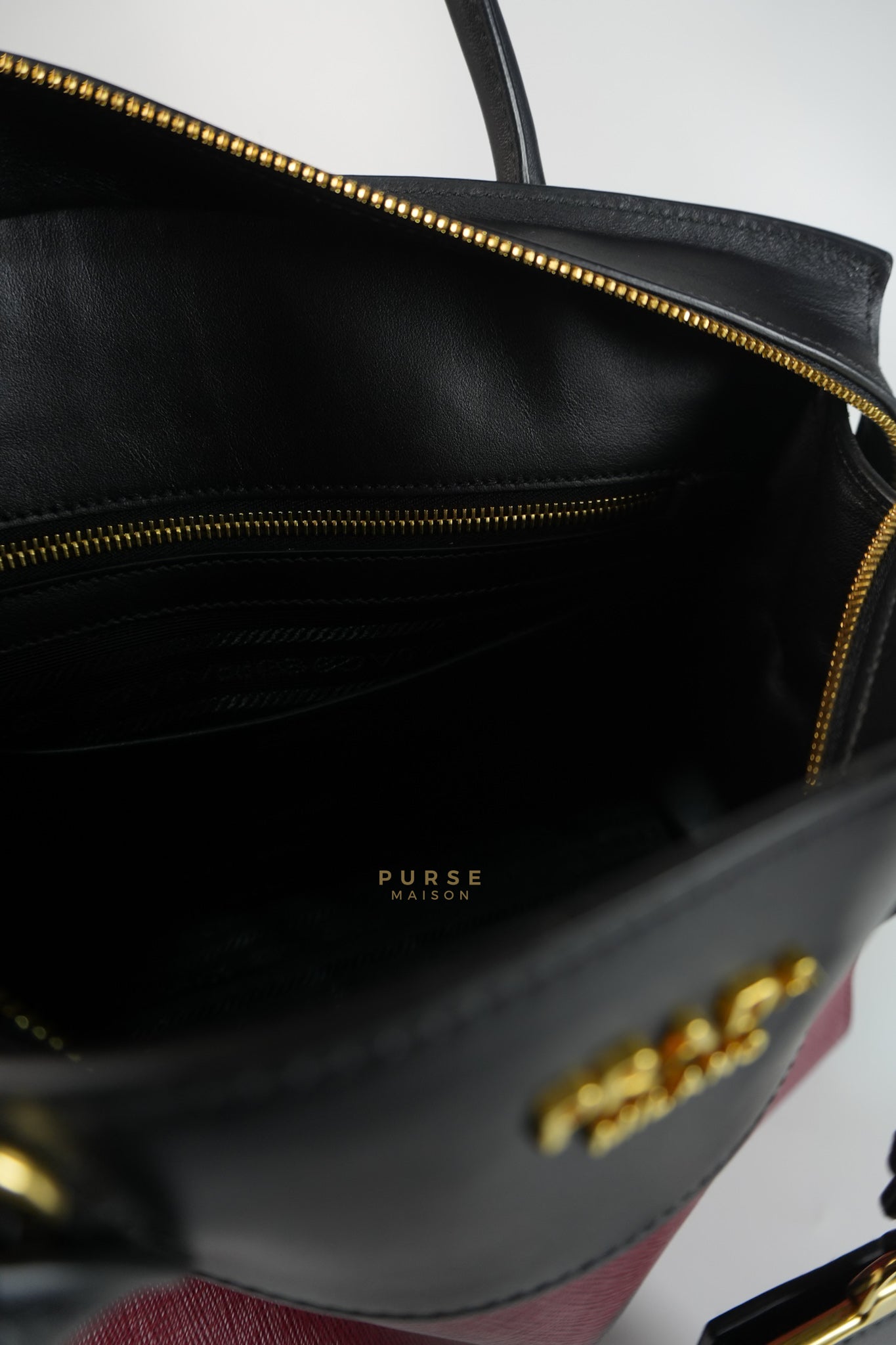 1BA046 City Esplanade Medium Bicolor (Cerise/Nero) Saffiano Tote Bag | Purse Maison Luxury Bags Shop