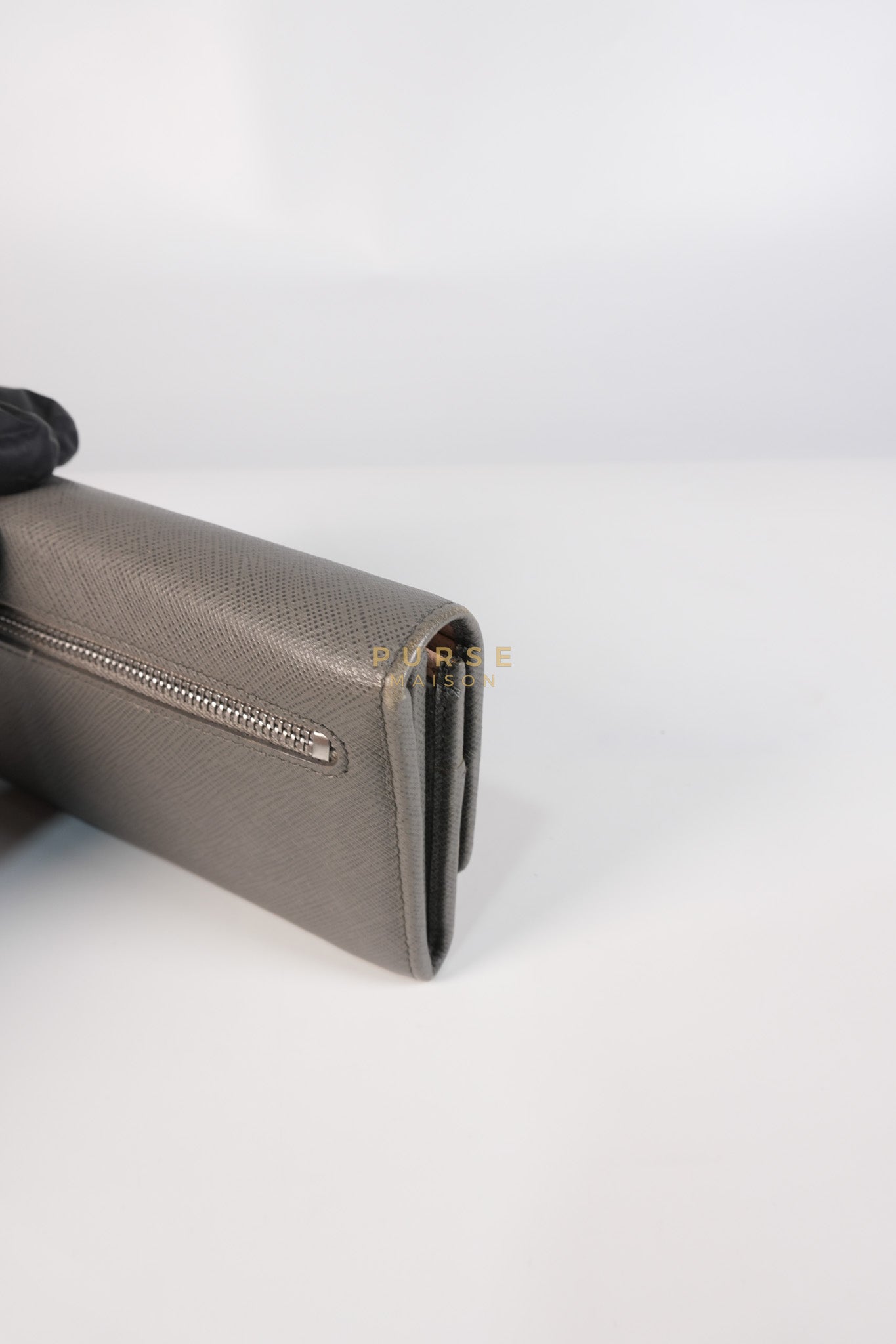 1MH132 Saffiano Leather Flap Long Wallet in Gray | Purse Maison Luxury Bags Shop