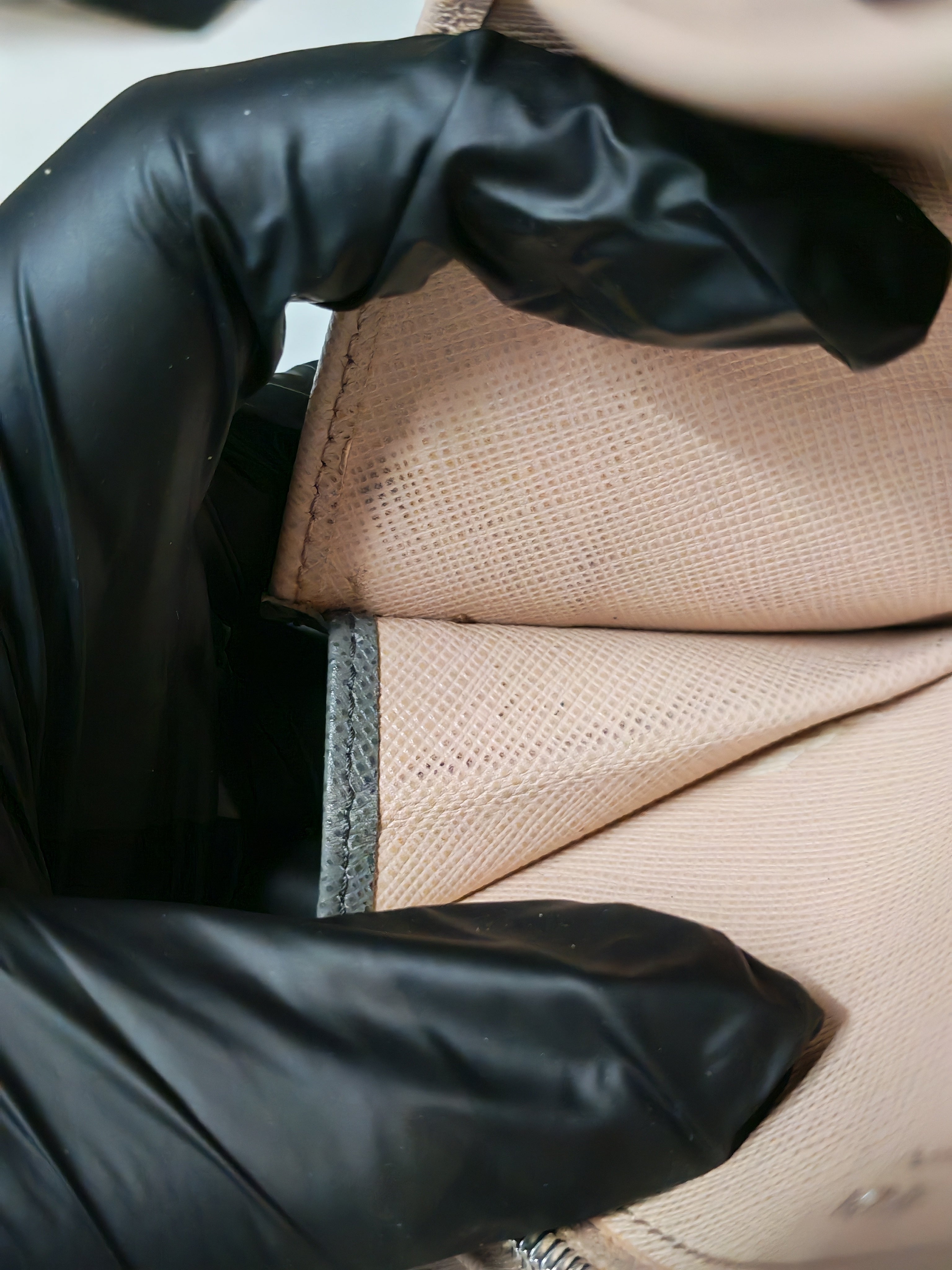 1MH132 Saffiano Leather Flap Long Wallet in Gray | Purse Maison Luxury Bags Shop