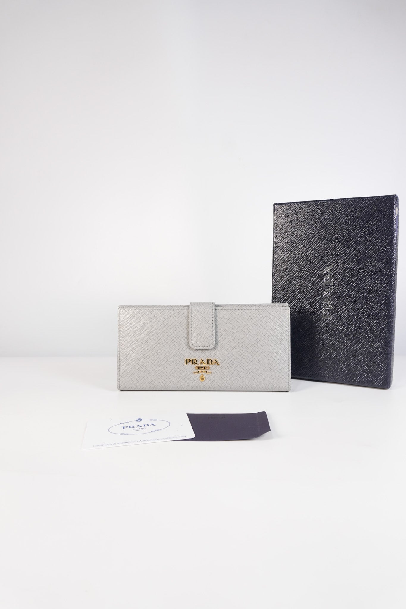 1MV025 Bi-fold Long Wallet in Nube Saffiano Leather | Purse Maison Luxury Bags Shop