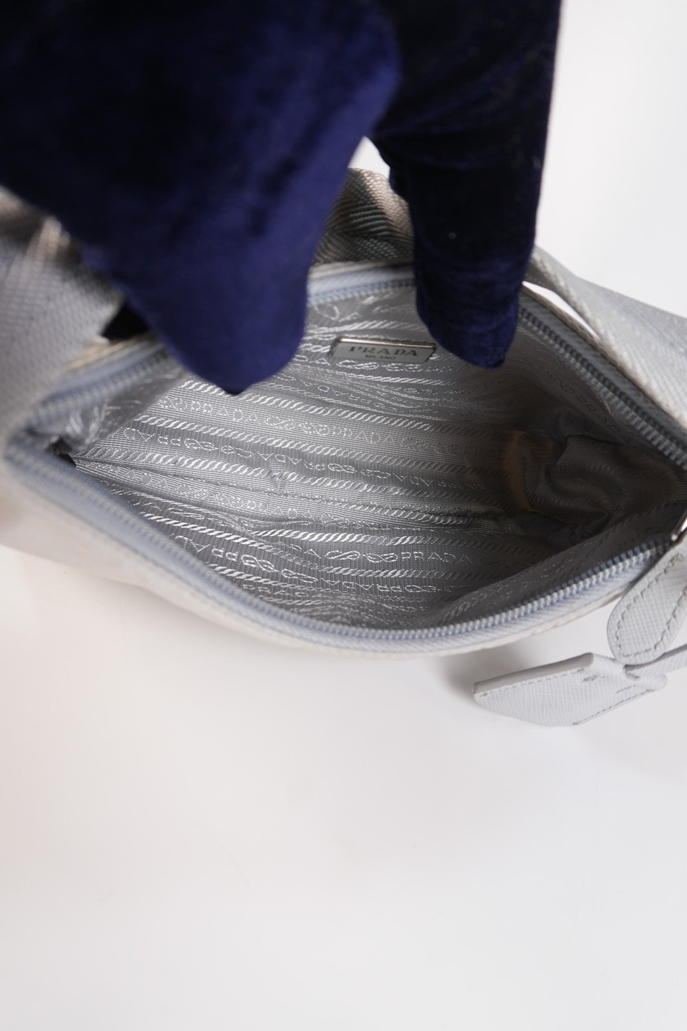 1NE515 Re-edition 2000 in Fiordaliso Tessuto Nylon | Purse Maison Luxury Bags Shop