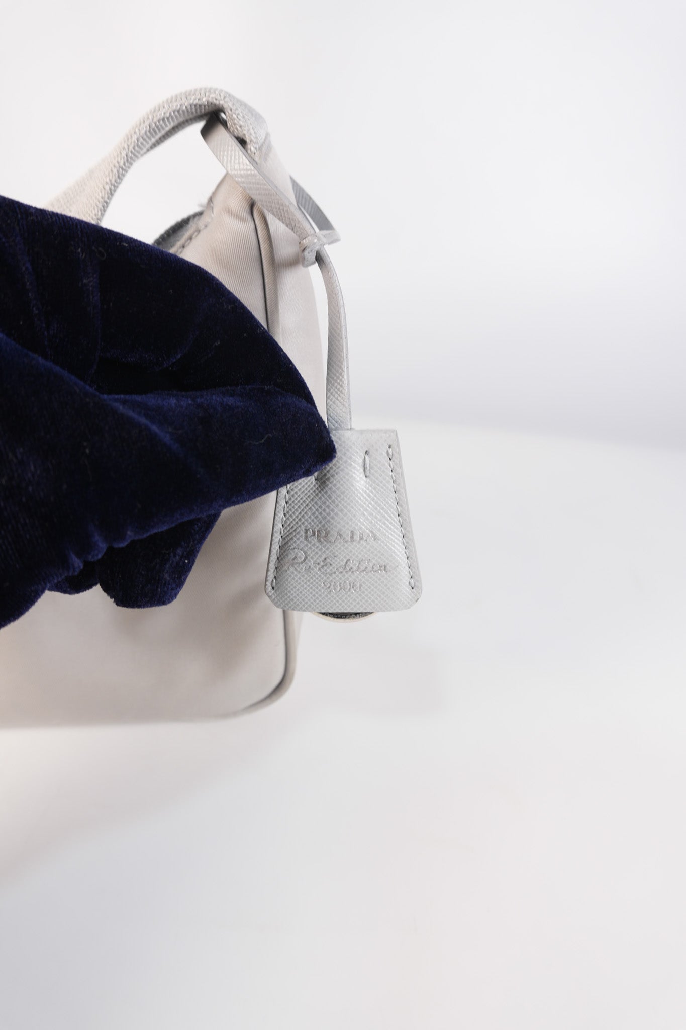 1NE515 Re-edition 2000 in Fiordaliso Tessuto Nylon | Purse Maison Luxury Bags Shop